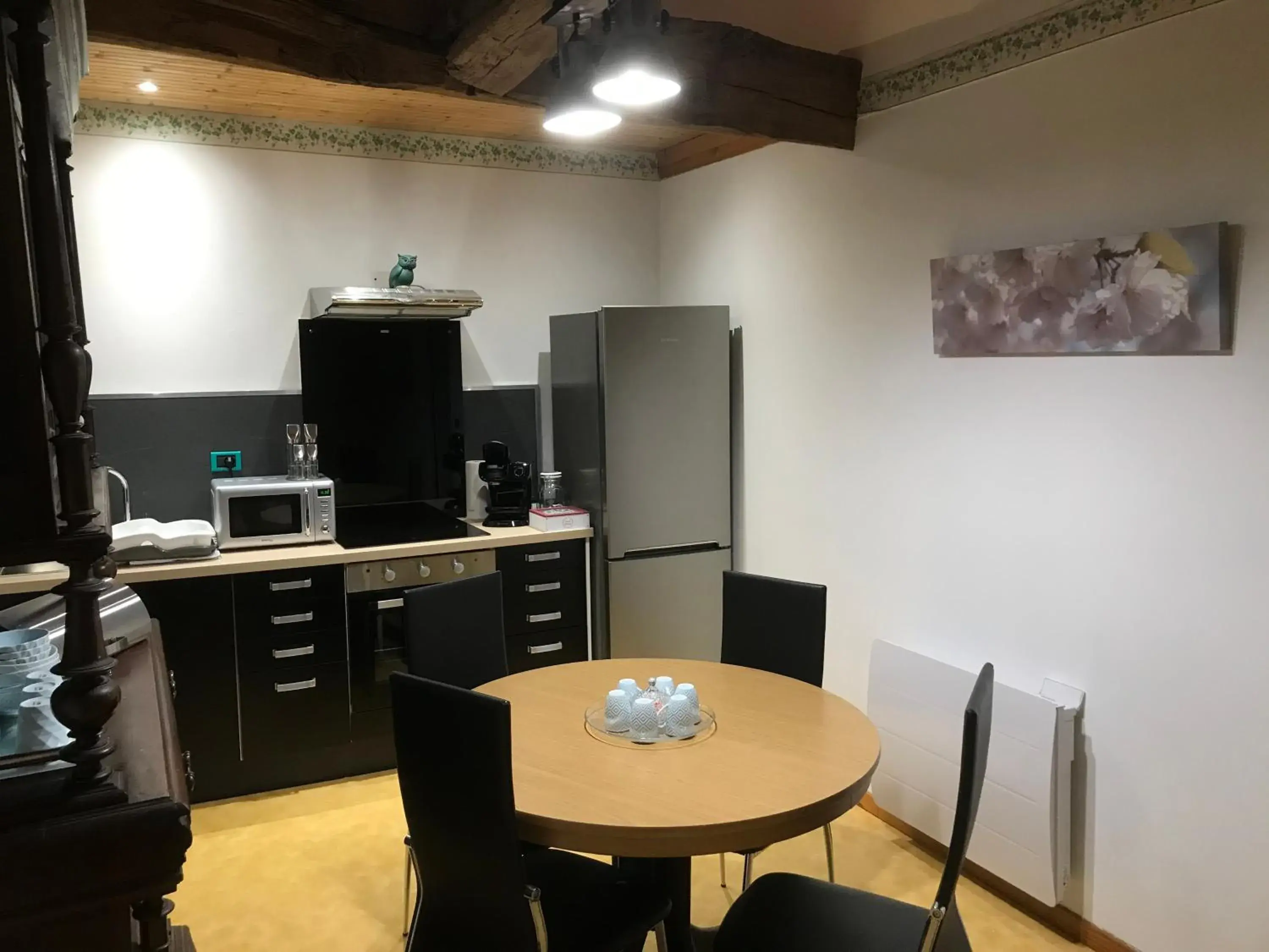 Double Room in La Grenouille Double Room in La Grenouille