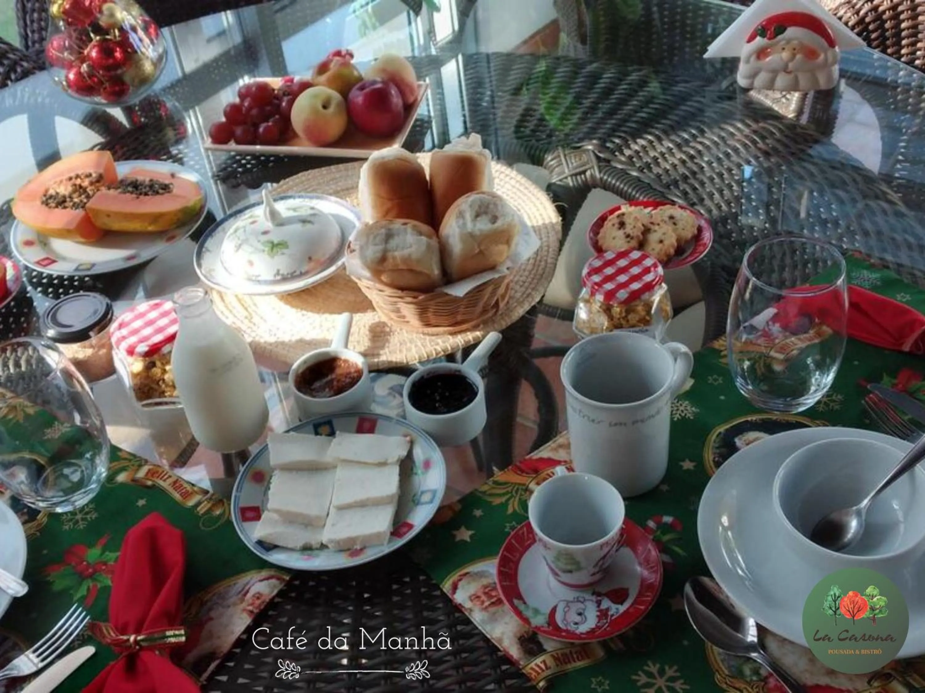 Breakfast in Pousada La Casona