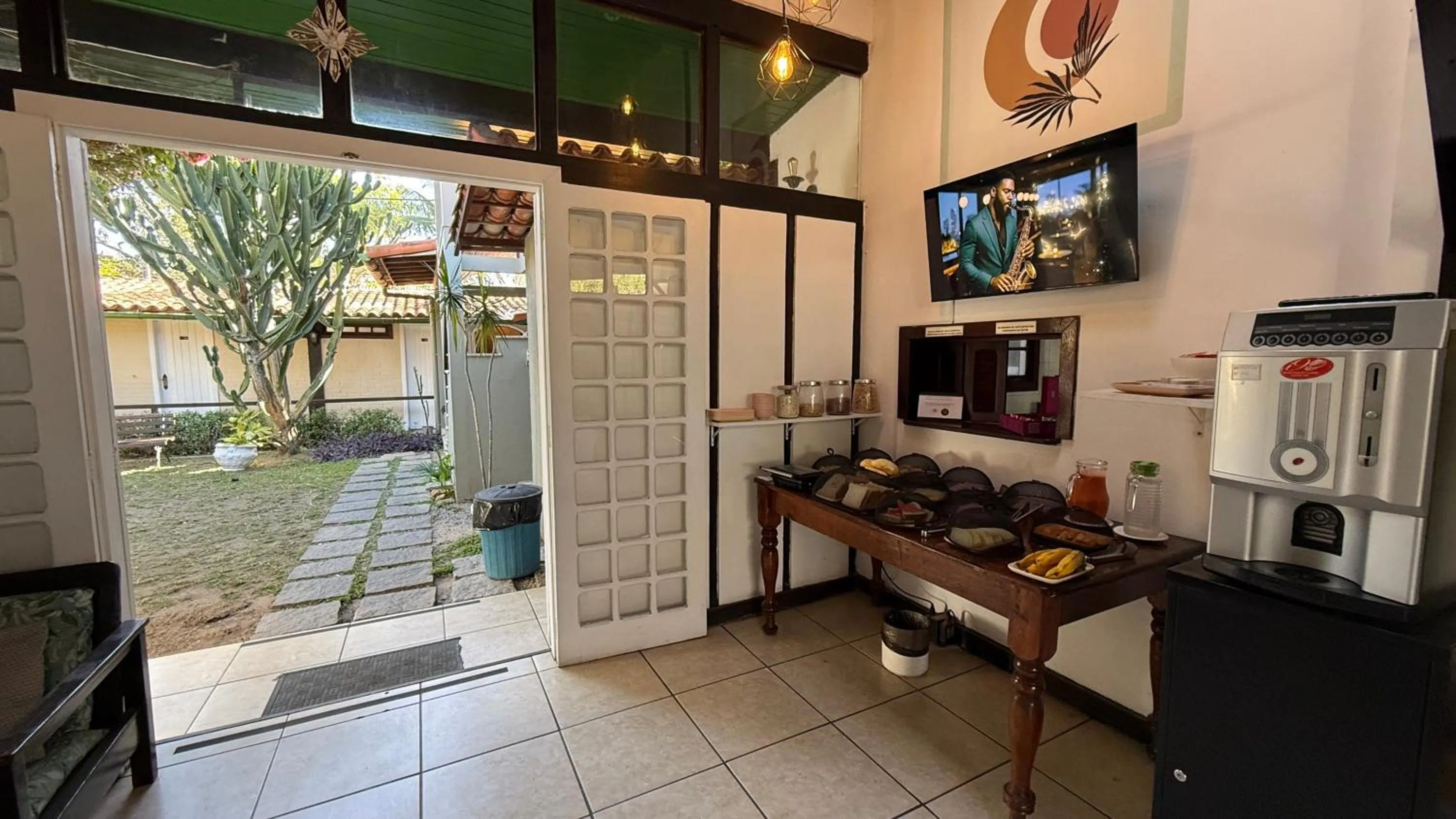 Breakfast in Pousada Casa Centro Búzios