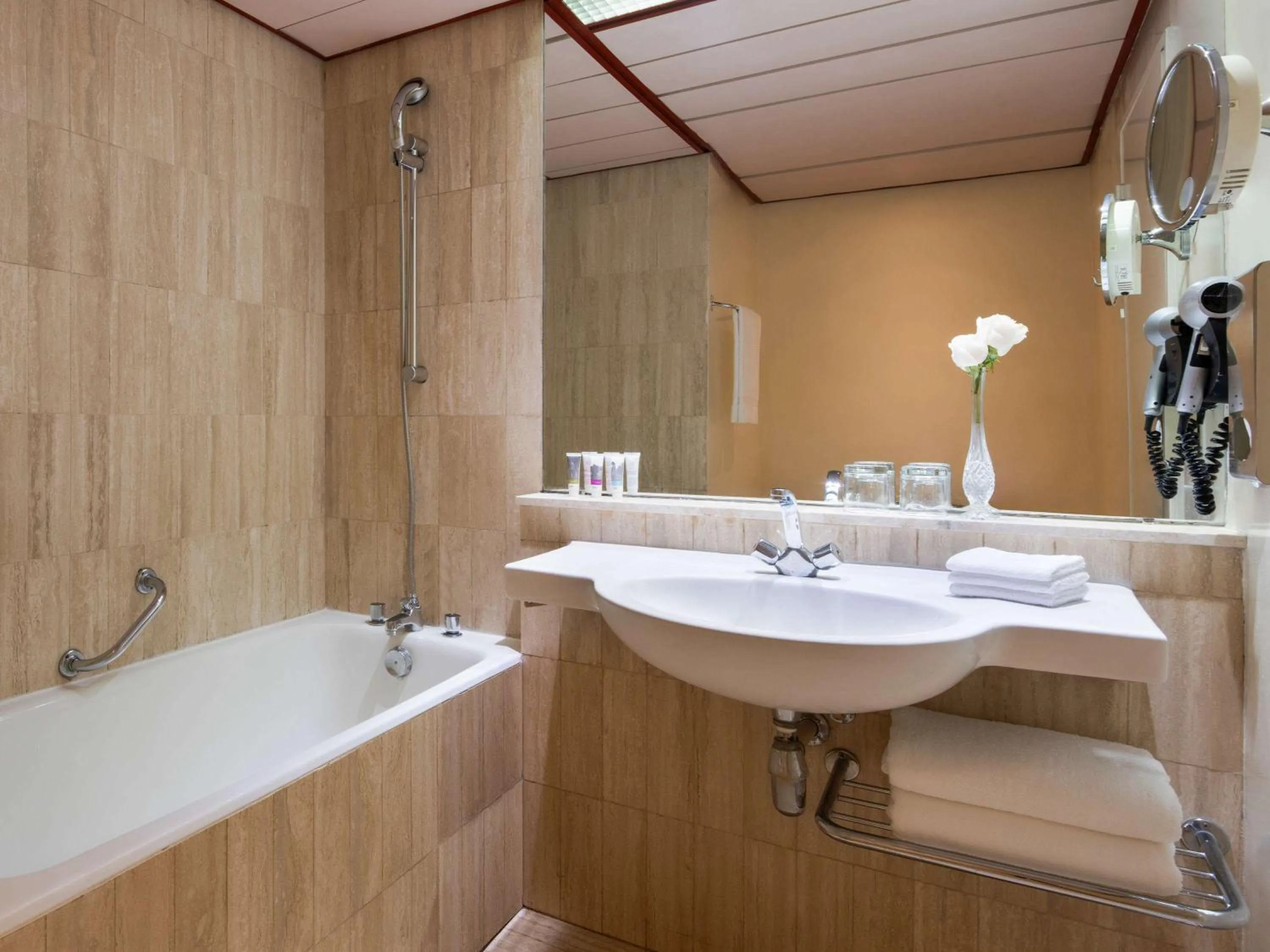 Photo of the whole room in Treffen House Doha - Souq Waqif and next to Msheireb Metro Station