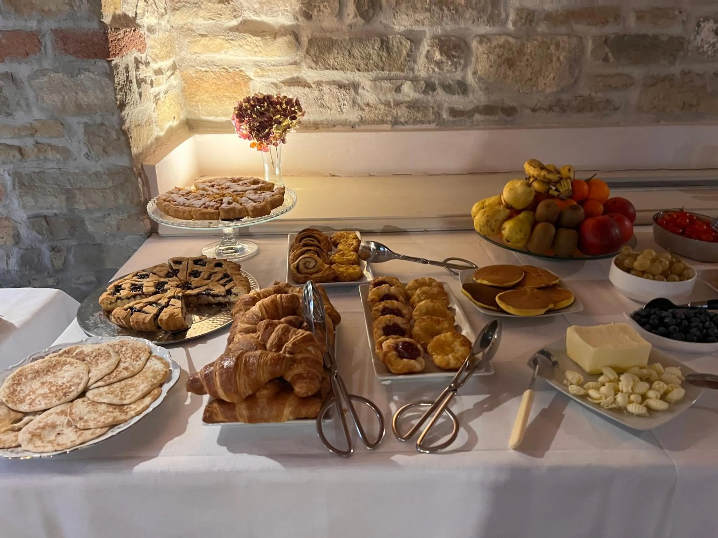 Breakfast in Il Castello di Bubbio