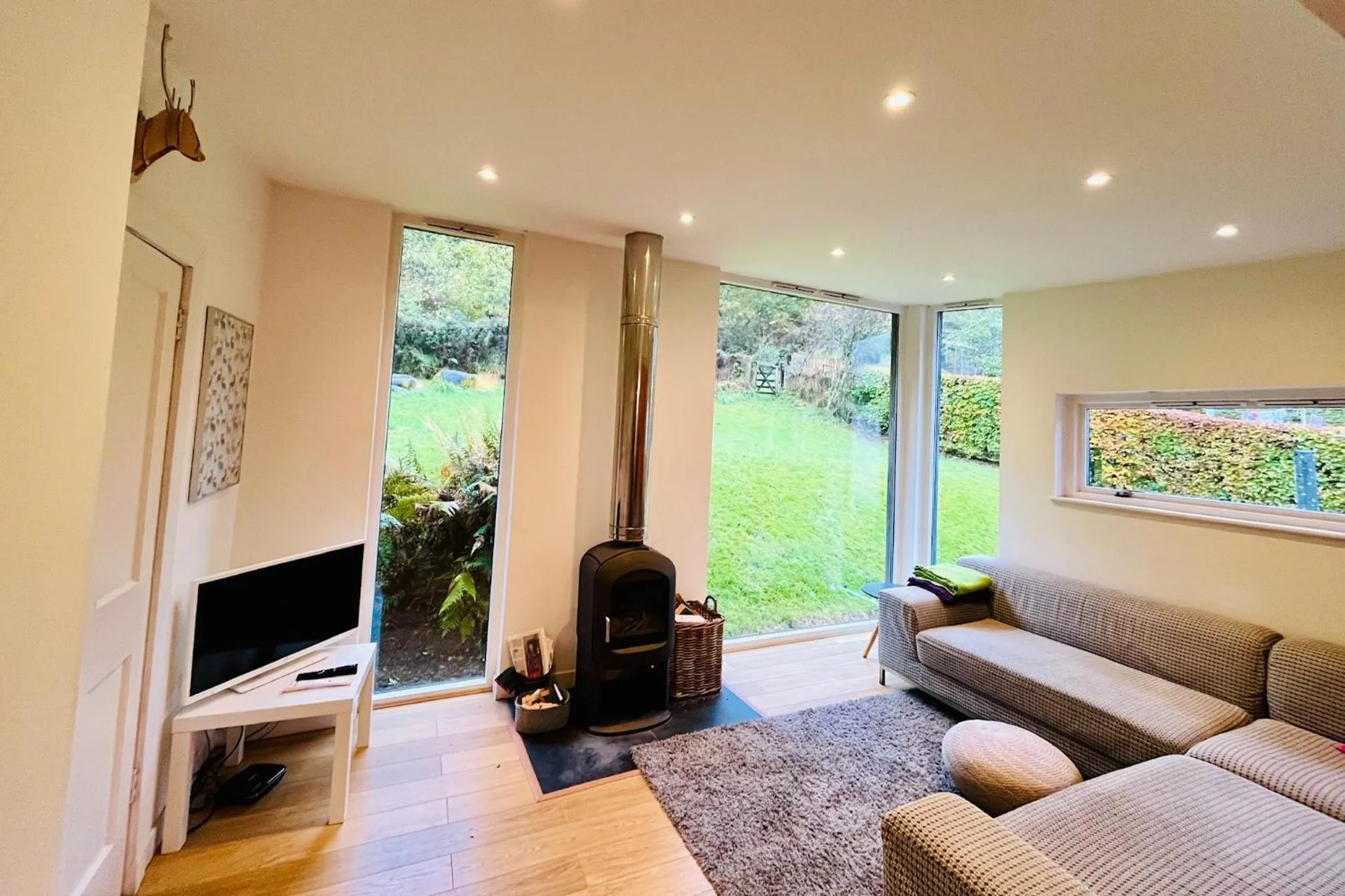 Living room in 4 Balvaig Cottage, Strathyre