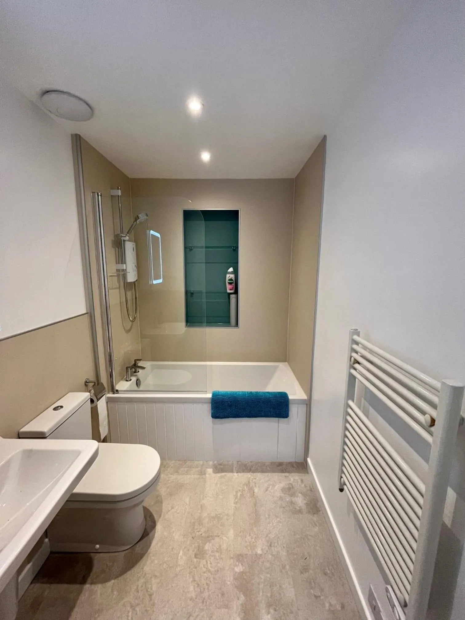 Bathroom in 4 Balvaig Cottage, Strathyre