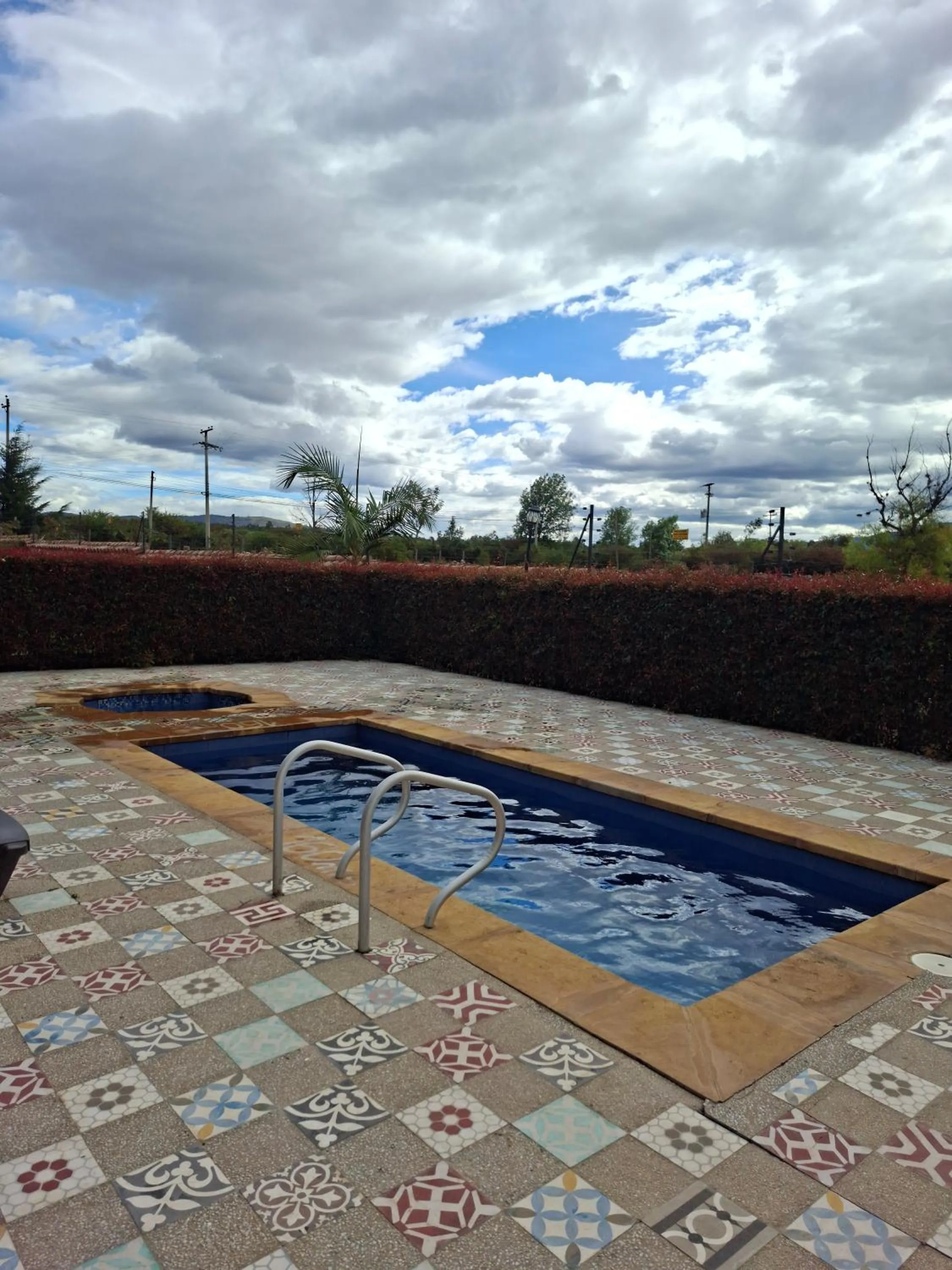 Pool view in La Alhambra Hotel Boutique