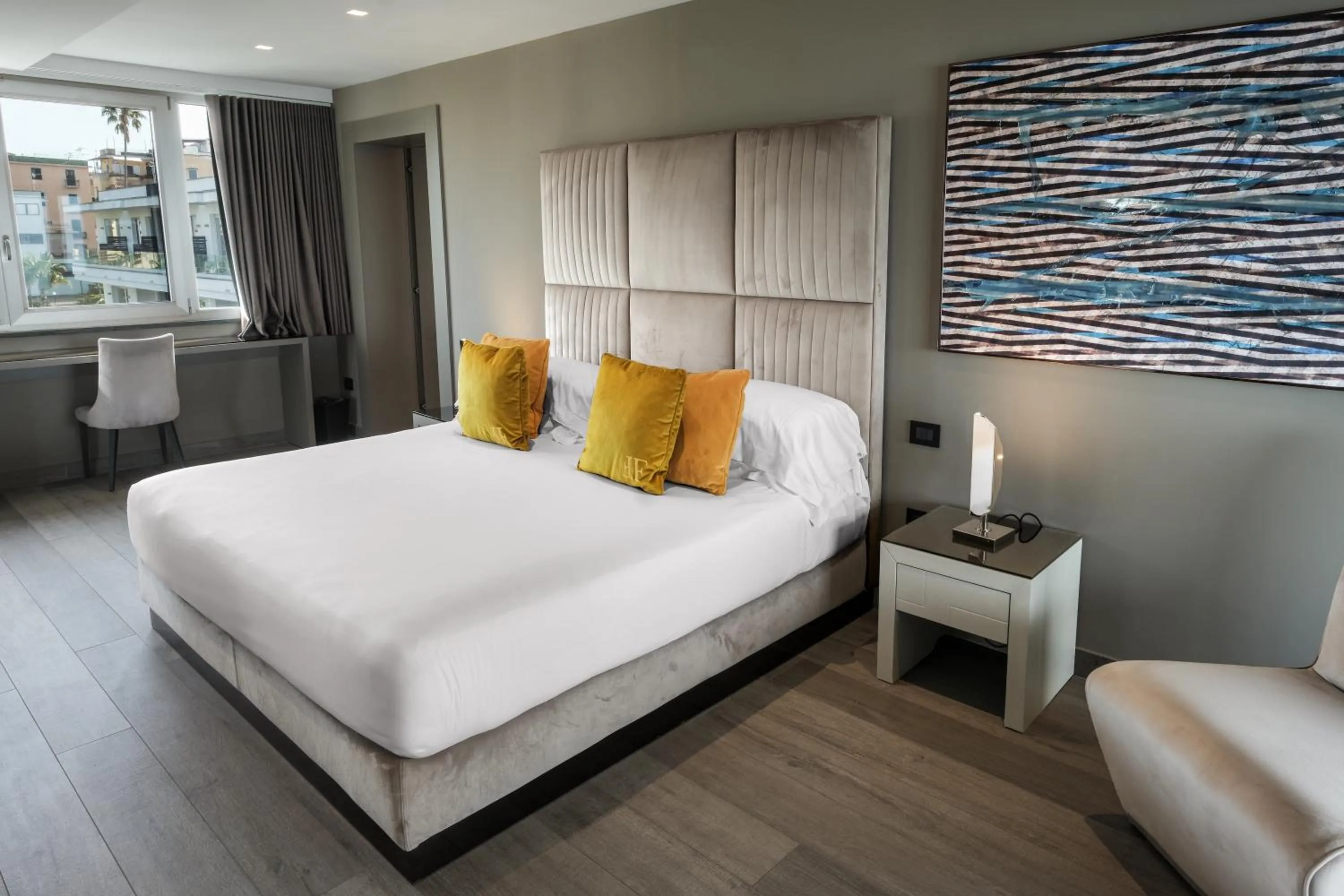 Bed in Hotel & Resort Tre Fontane Luxury