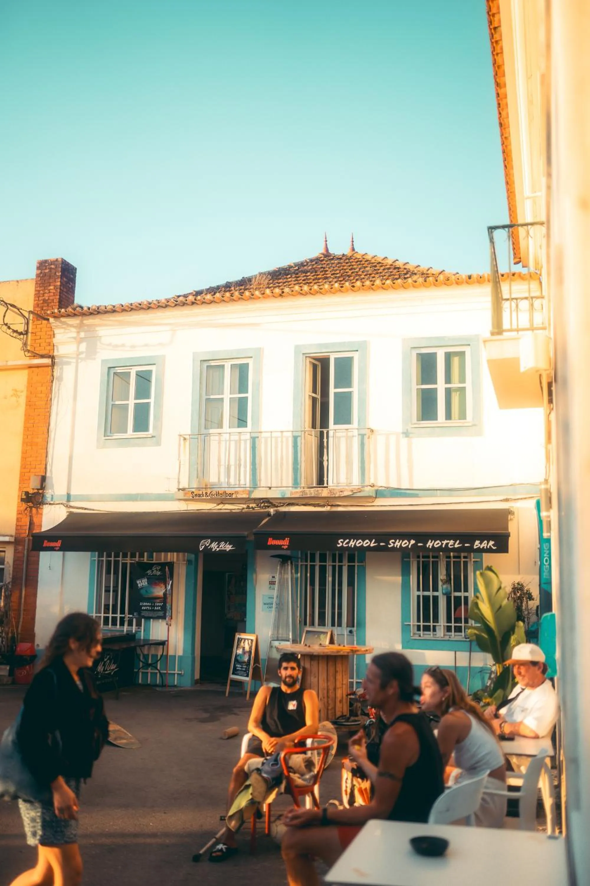 Restaurant/places to eat in Hotel Jardim Oudinot "MyWay Kite&Surf"