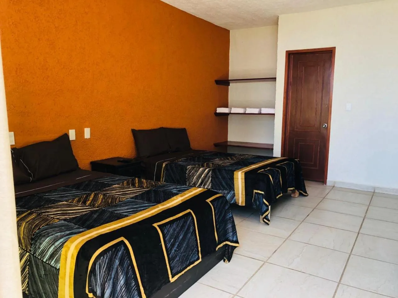 Bungalows La Perla Playa Azul