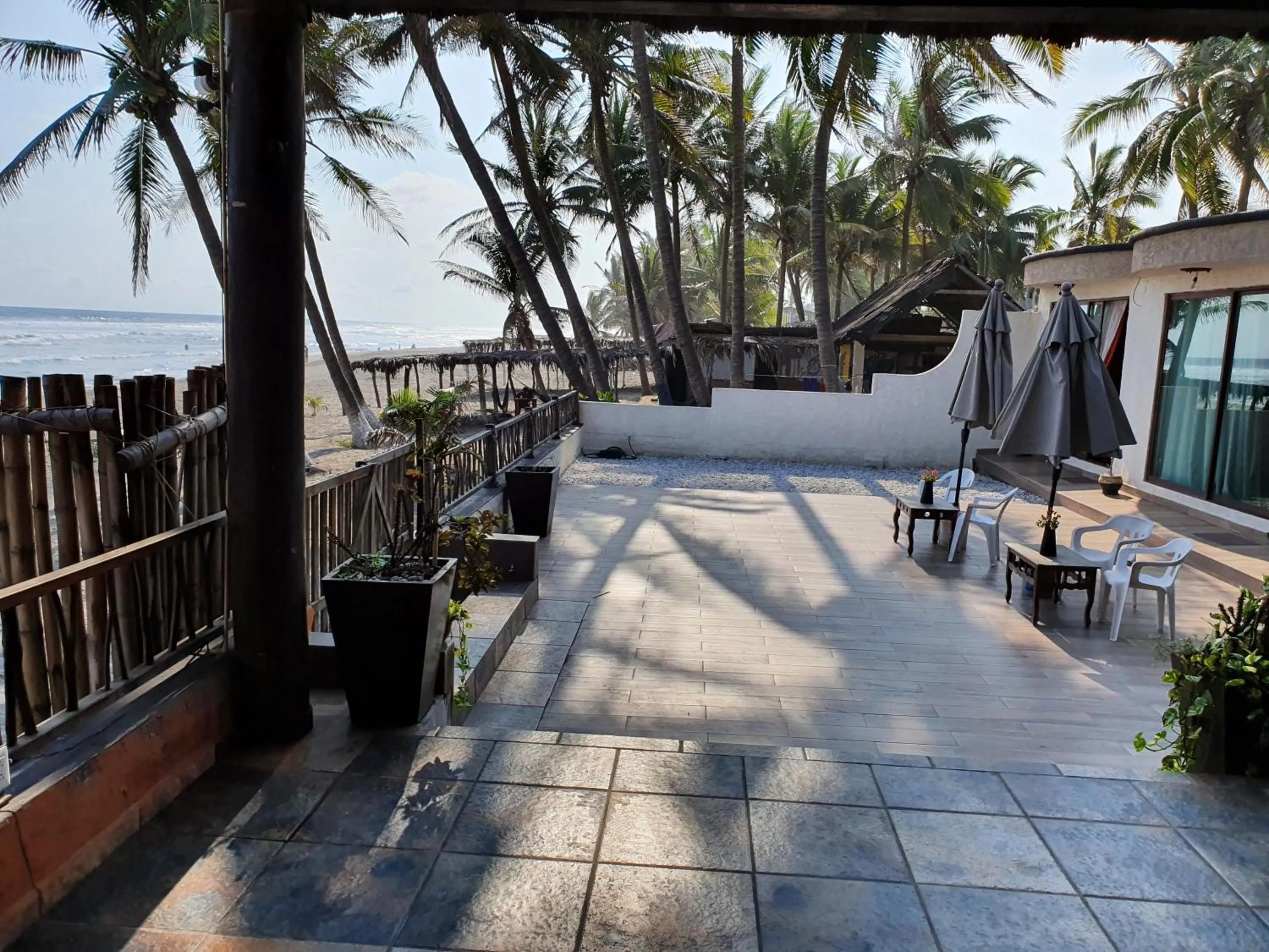 Bungalows La Perla Playa Azul