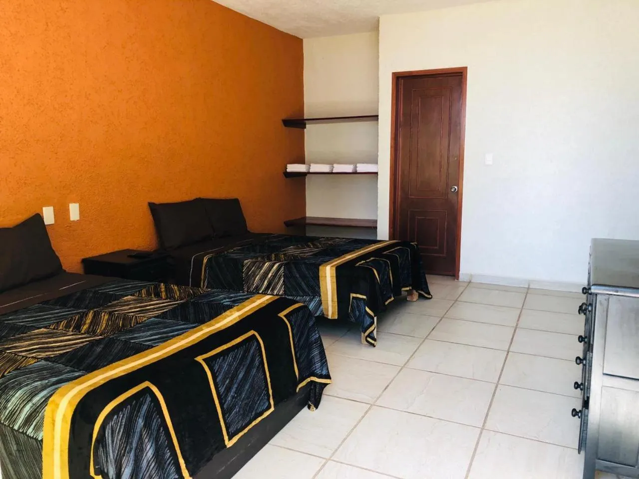 Bungalows La Perla Playa Azul