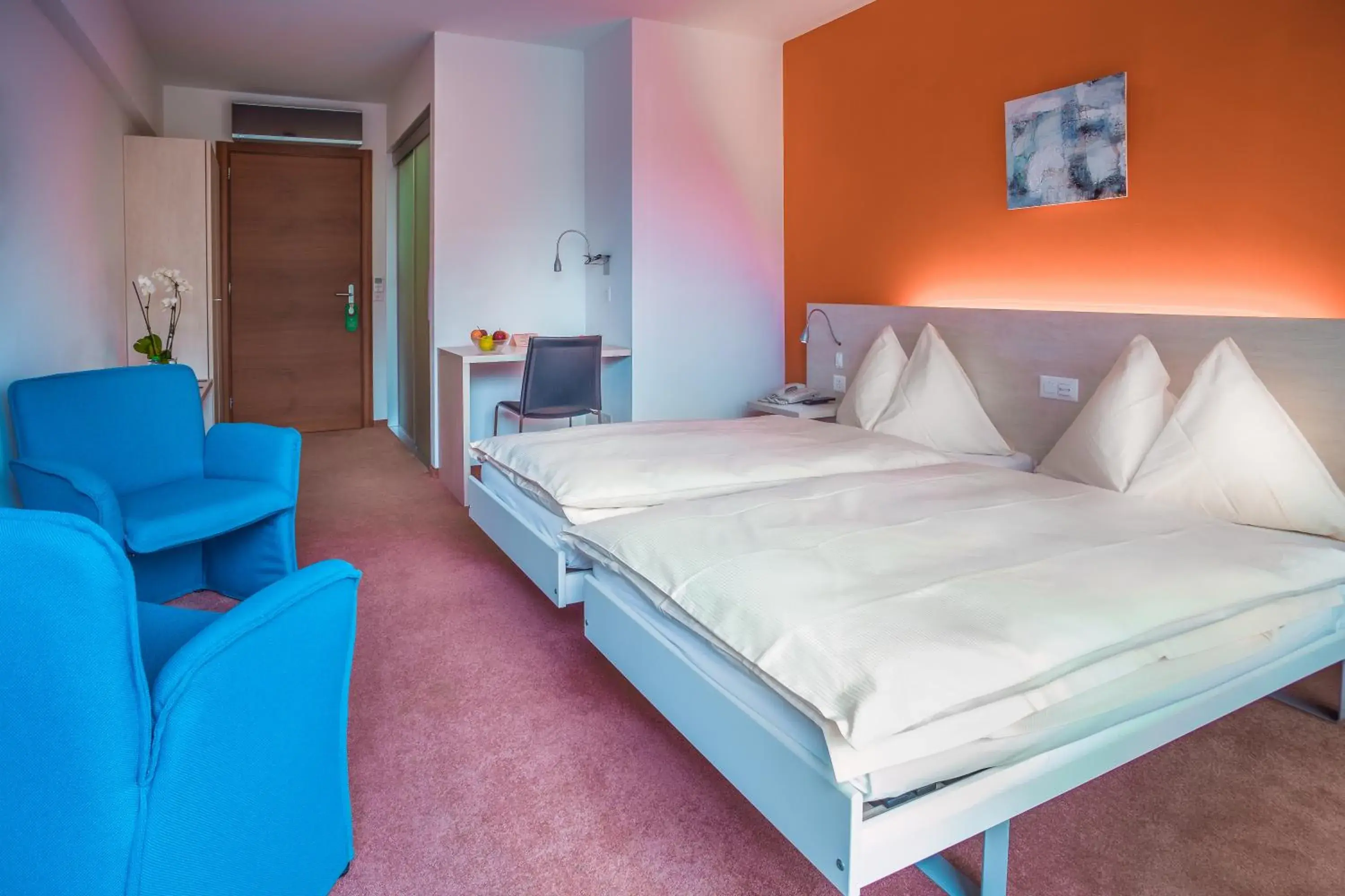 Superior Double or Twin Room with Balcony and Castle View in Hotel Unione Superior Double or Twin Room with Balcony and Castle View in Hotel Unione