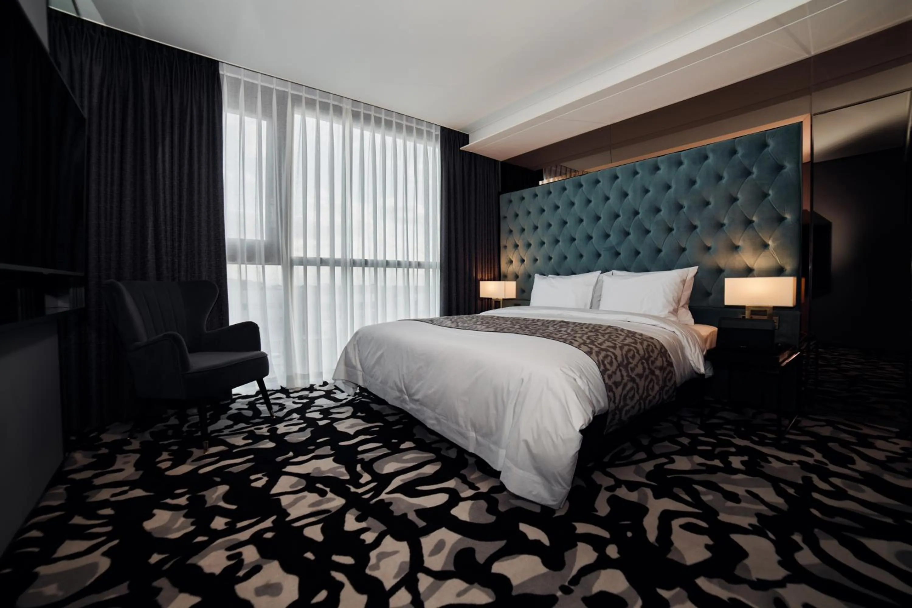 Bed in Best Louis Hamilton Hotel West Busan