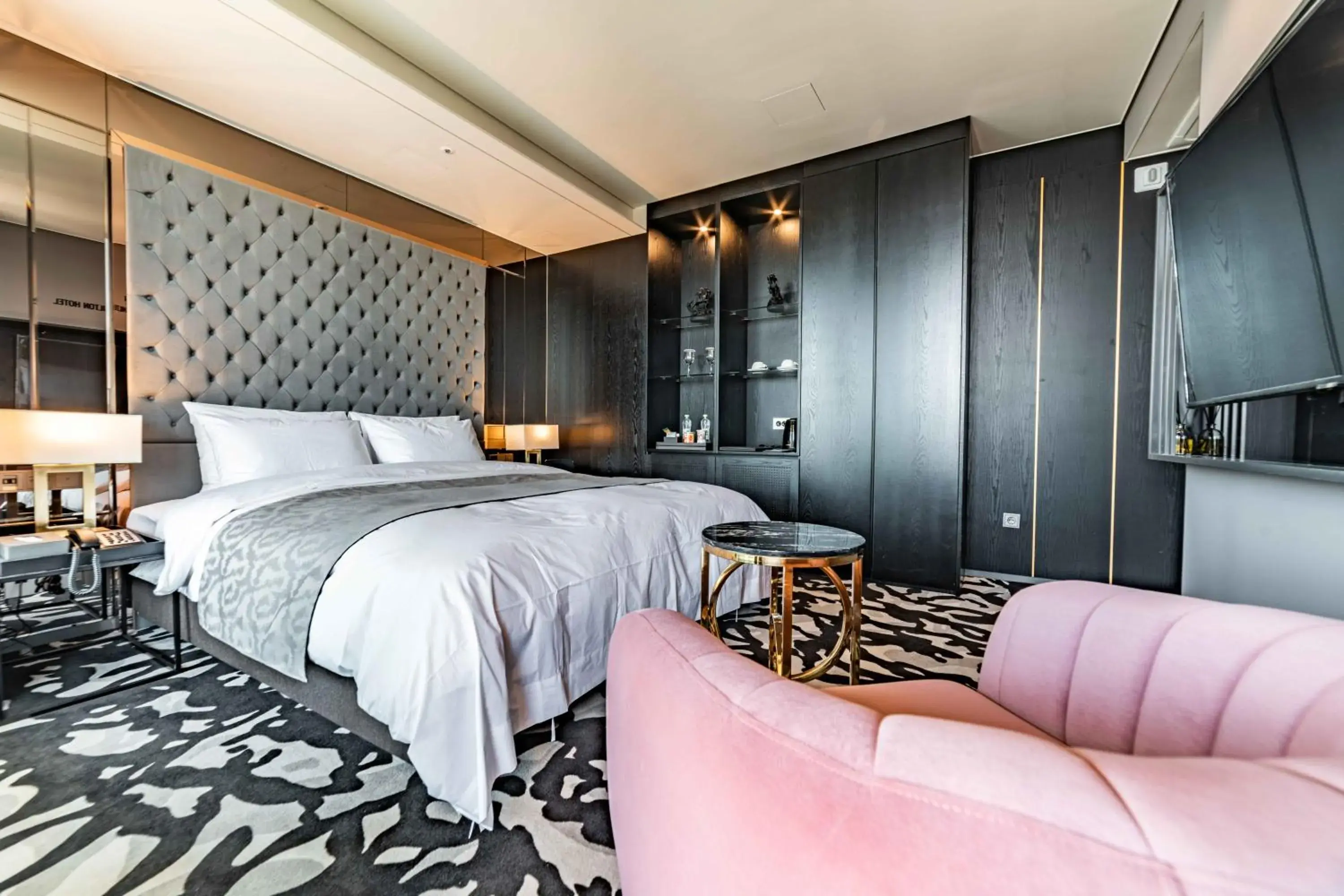 Bed in Best Louis Hamilton Hotel West Busan Bed in Best Louis Hamilton Hotel West Busan