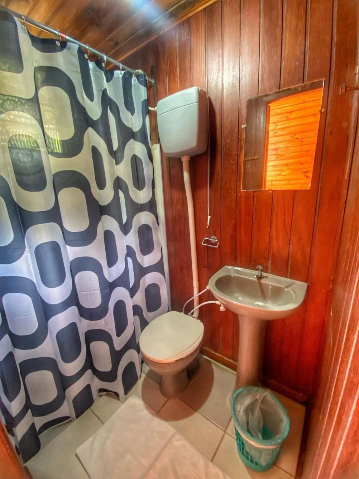 Bathroom in Pousada Colibri Serrano