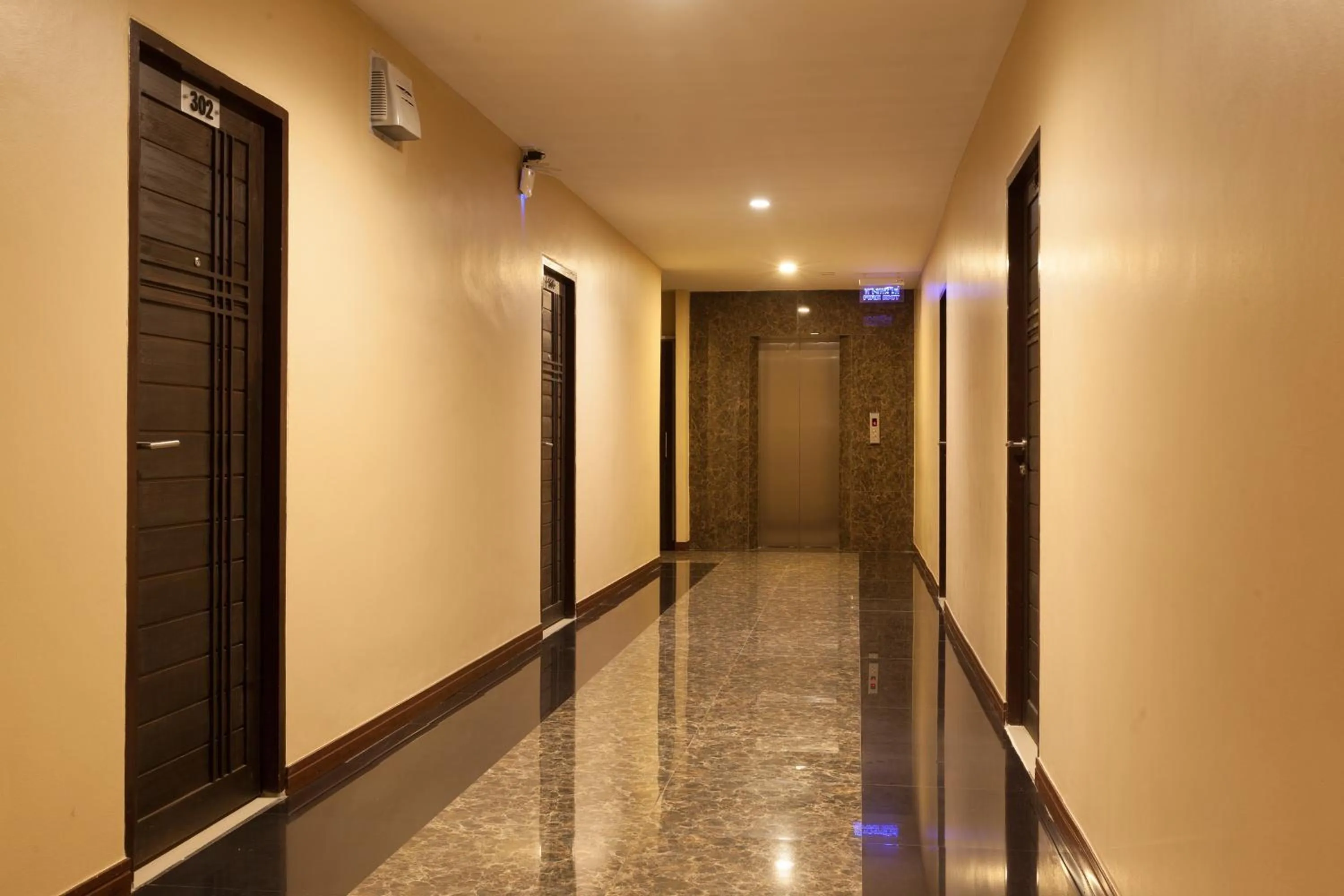 Property building in Pranee Home Phang-nga