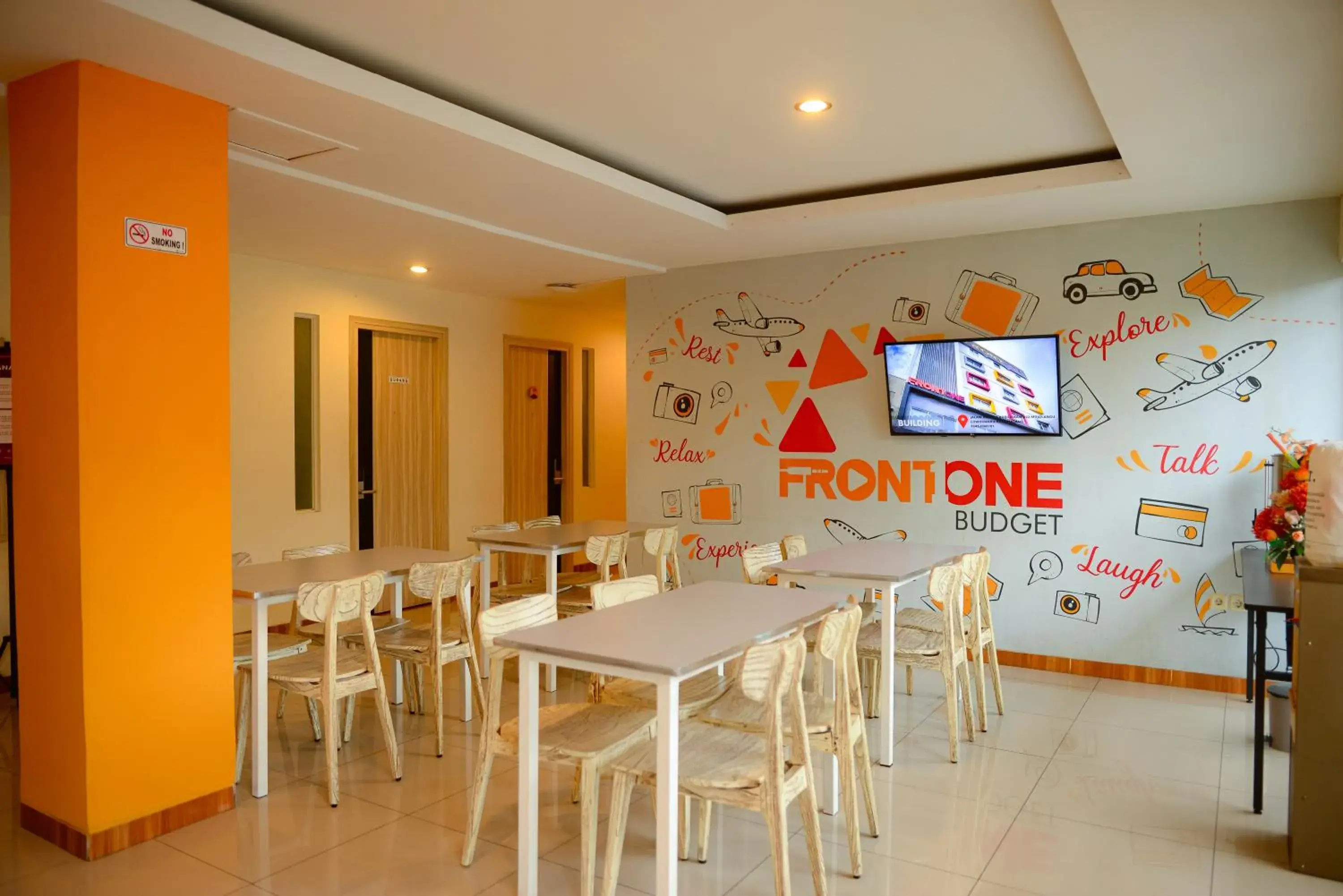 Property building in Front One Budget Malang by Azana Property building in Front One Budget Malang by Azana