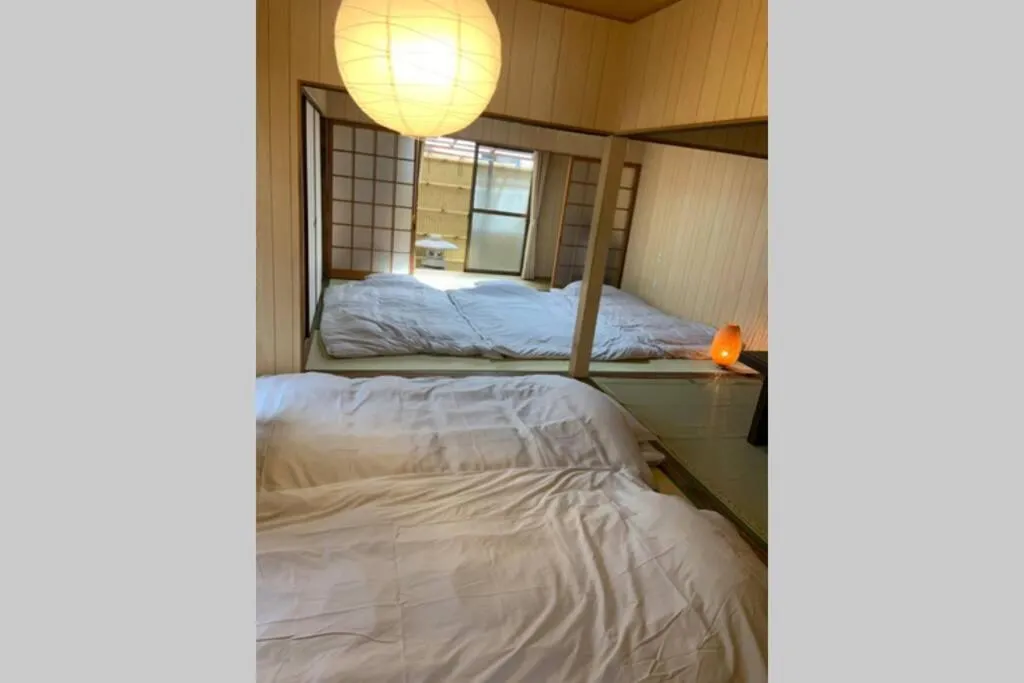 Bed in Kyoto Osaka SUMIREYA