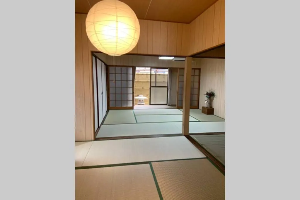 Bed in Kyoto Osaka SUMIREYA