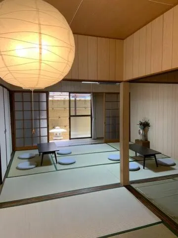 Bed in Kyoto Osaka SUMIREYA