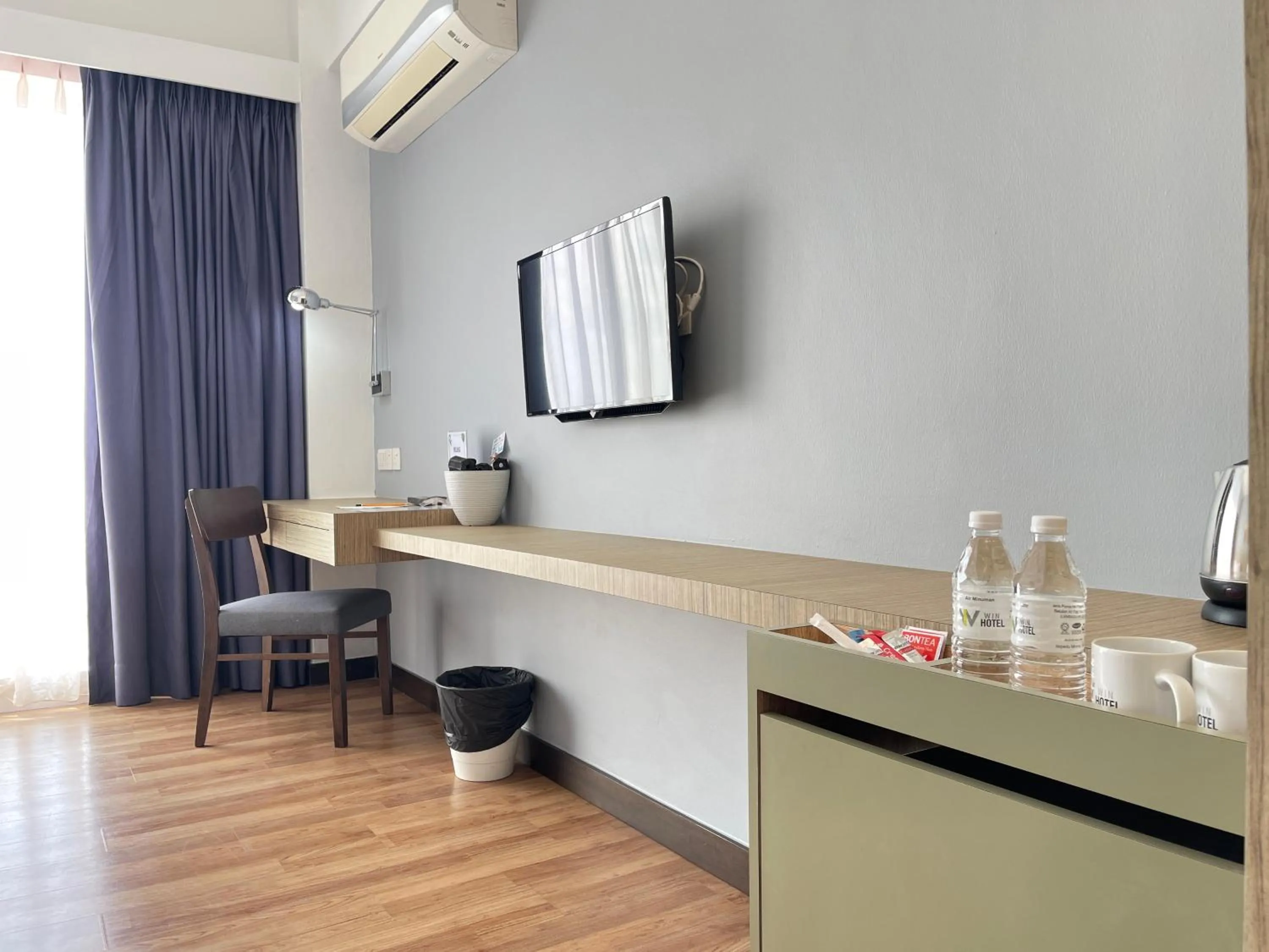 hair dresser in Win Hotel