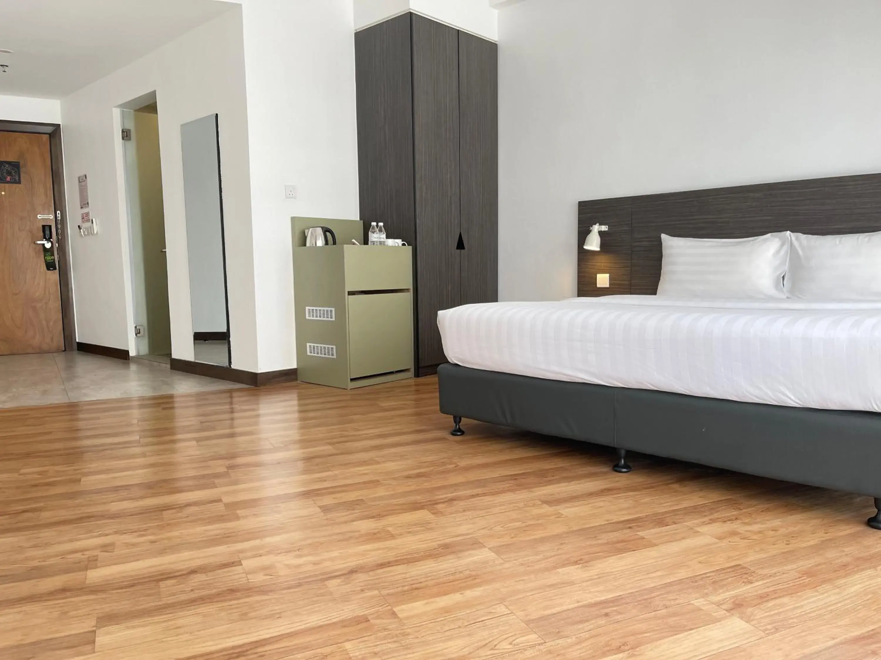 Photo of the whole room, Bed in Win Hotel Photo of the whole room, Bed in Win Hotel