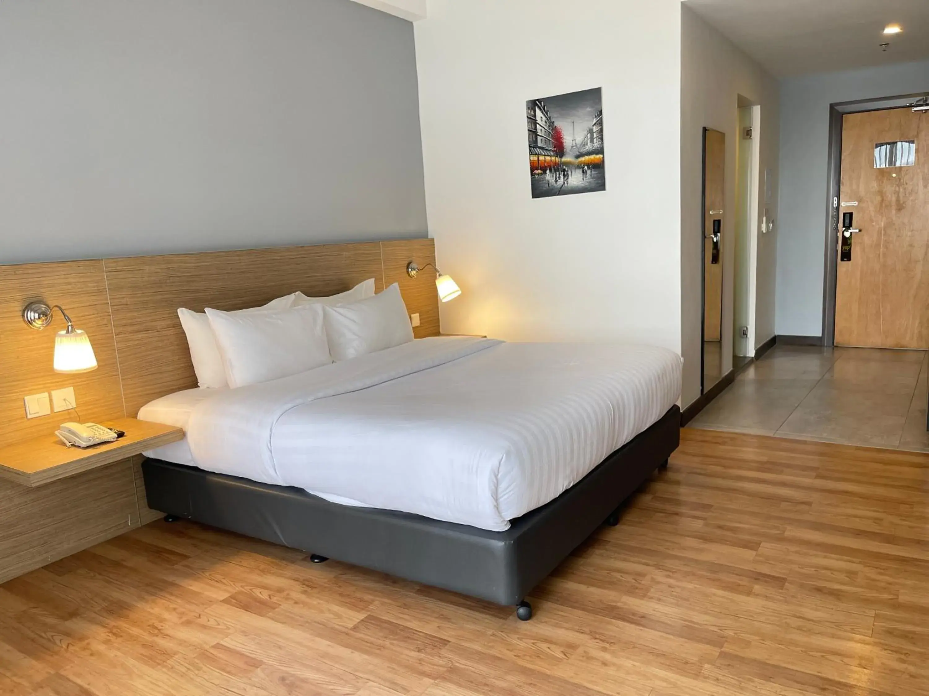 Bedroom, Bed in Win Hotel Bedroom, Bed in Win Hotel