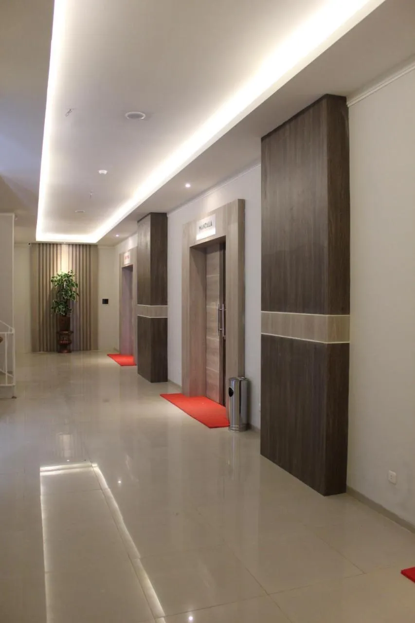 Meeting/conference room in Front One Budget Waena Abepura