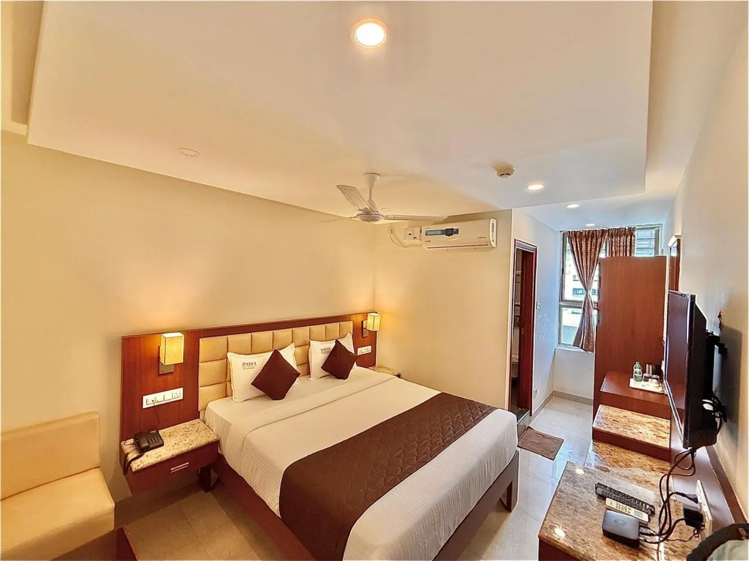 Bed in Hotel Dasya - Formerly Nice Stay The Business Hotel