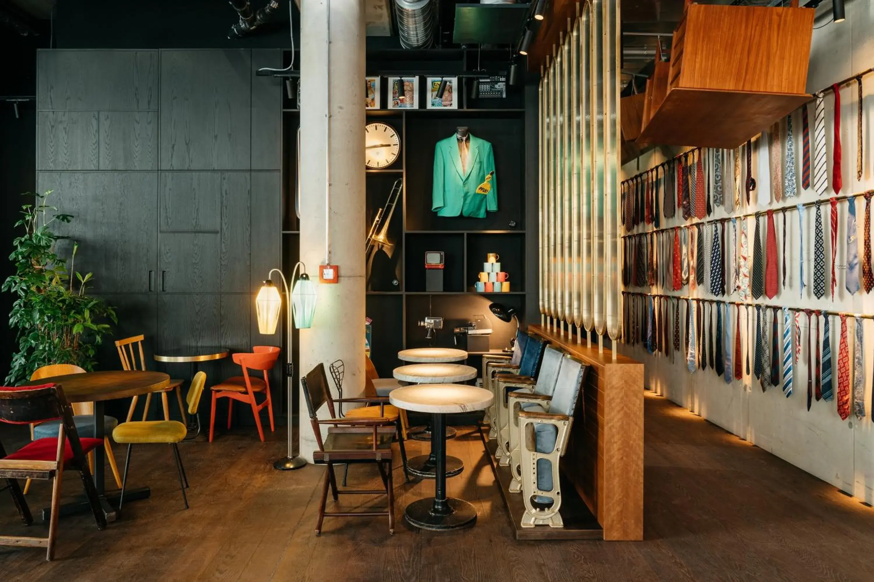 Lounge or bar in Ruby Ella Hotel Cologne Lounge or bar in Ruby Ella Hotel Cologne