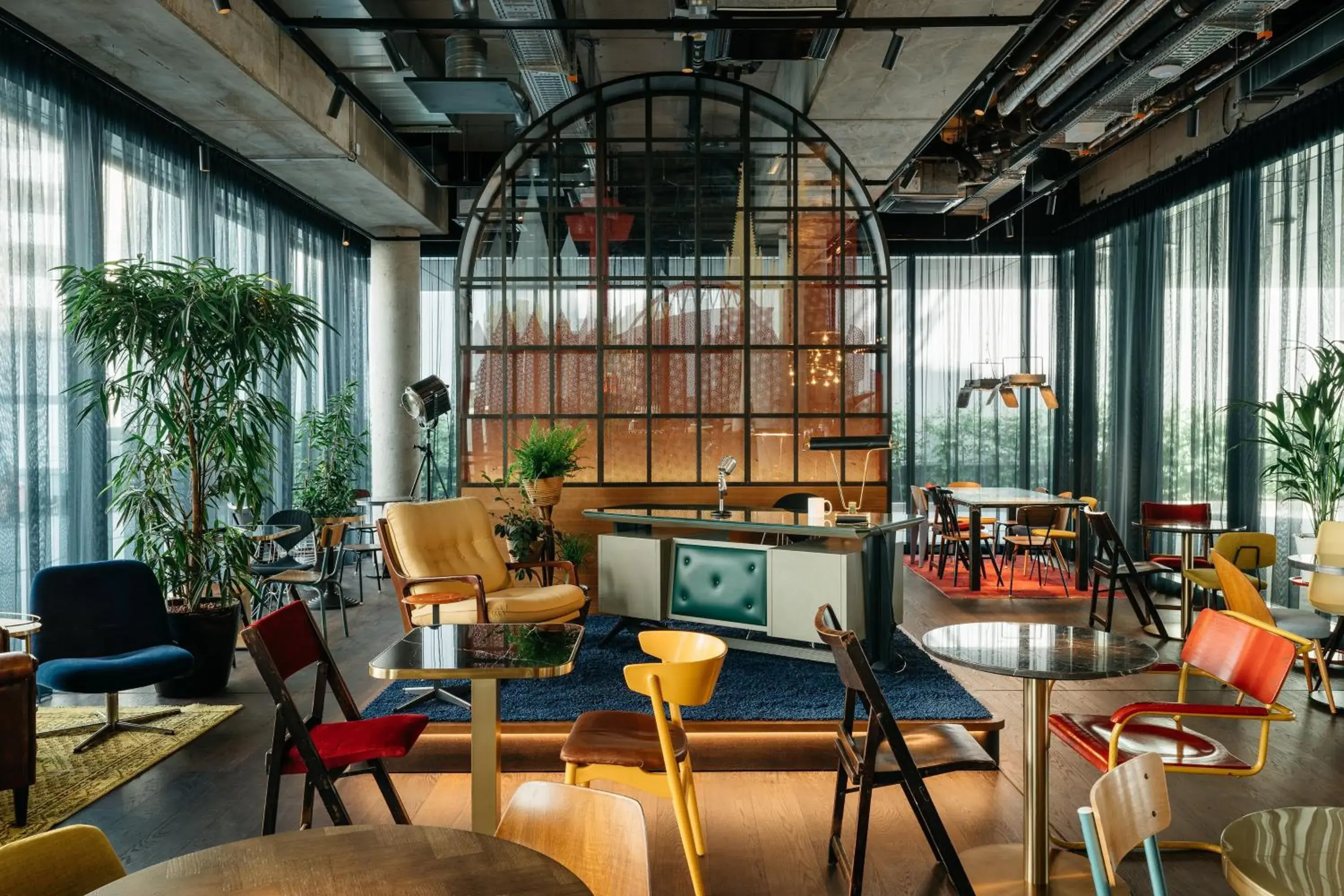 Lounge or bar in Ruby Ella Hotel Cologne Lounge or bar in Ruby Ella Hotel Cologne