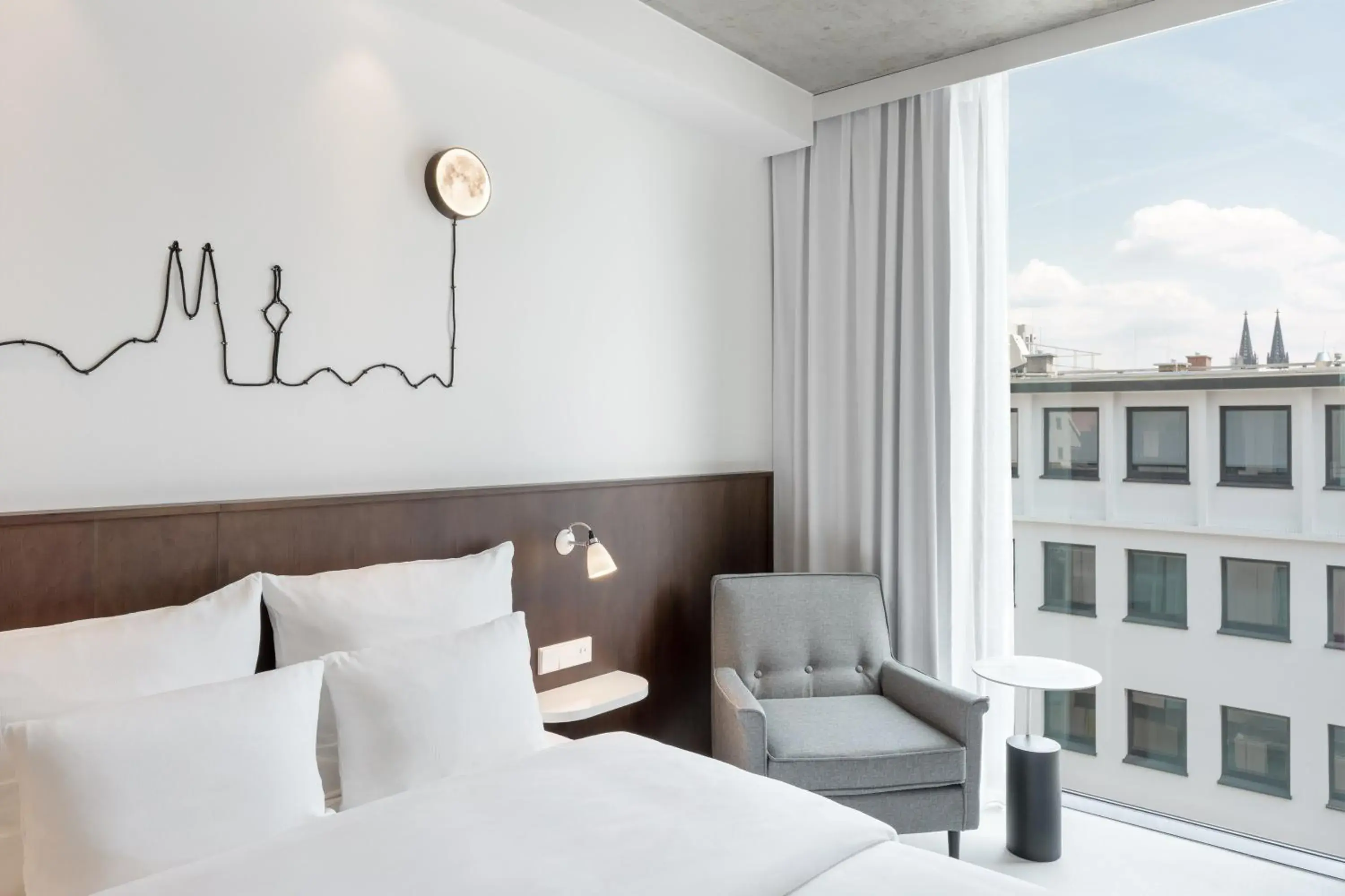 Photo of the whole room, Bed in Ruby Ella Hotel Cologne Photo of the whole room, Bed in Ruby Ella Hotel Cologne