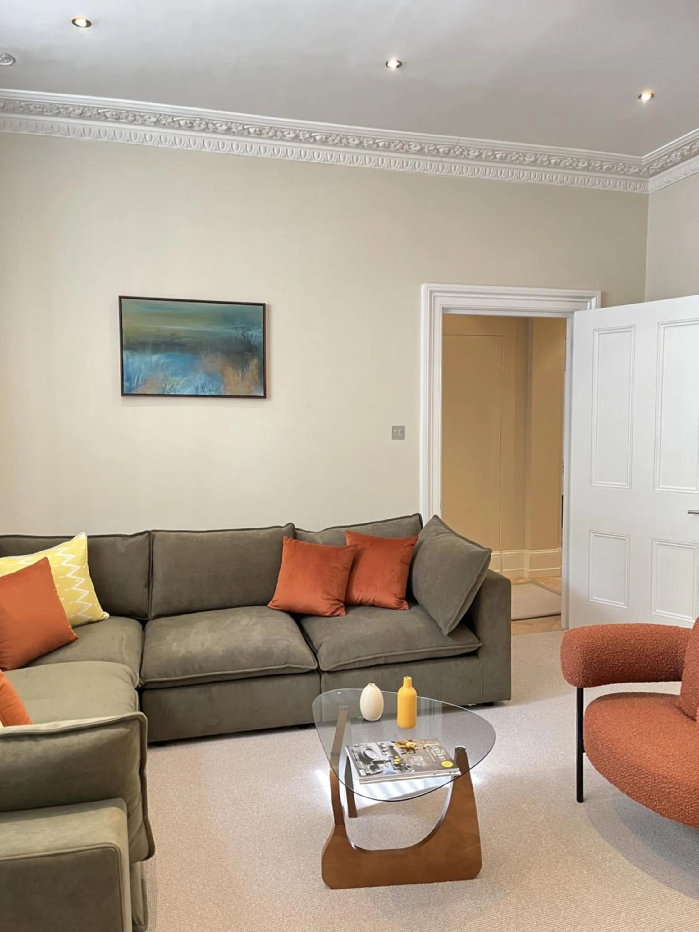 Living room in Belgravia Apartments