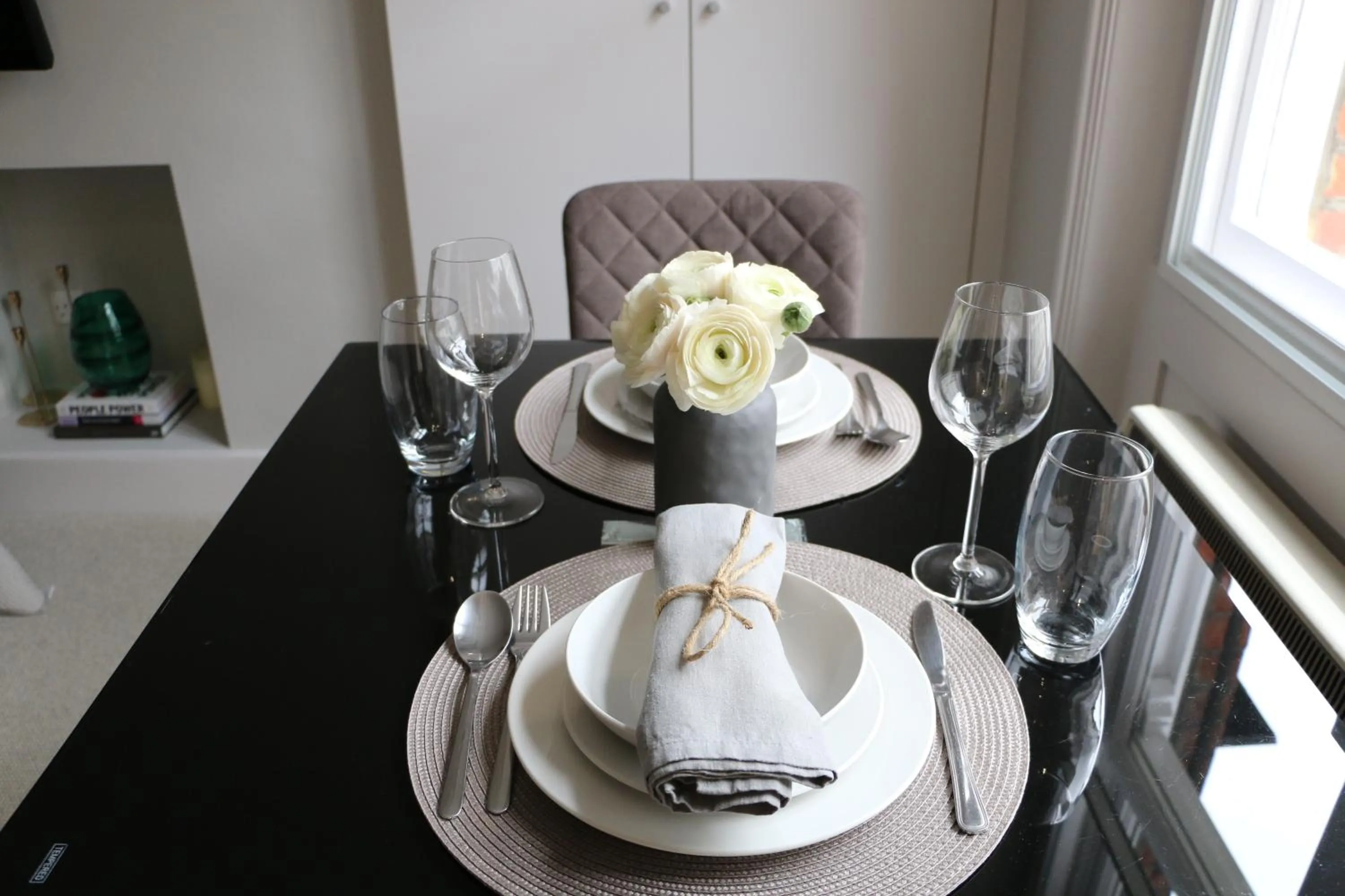 Dining area in Belgravia Apartments