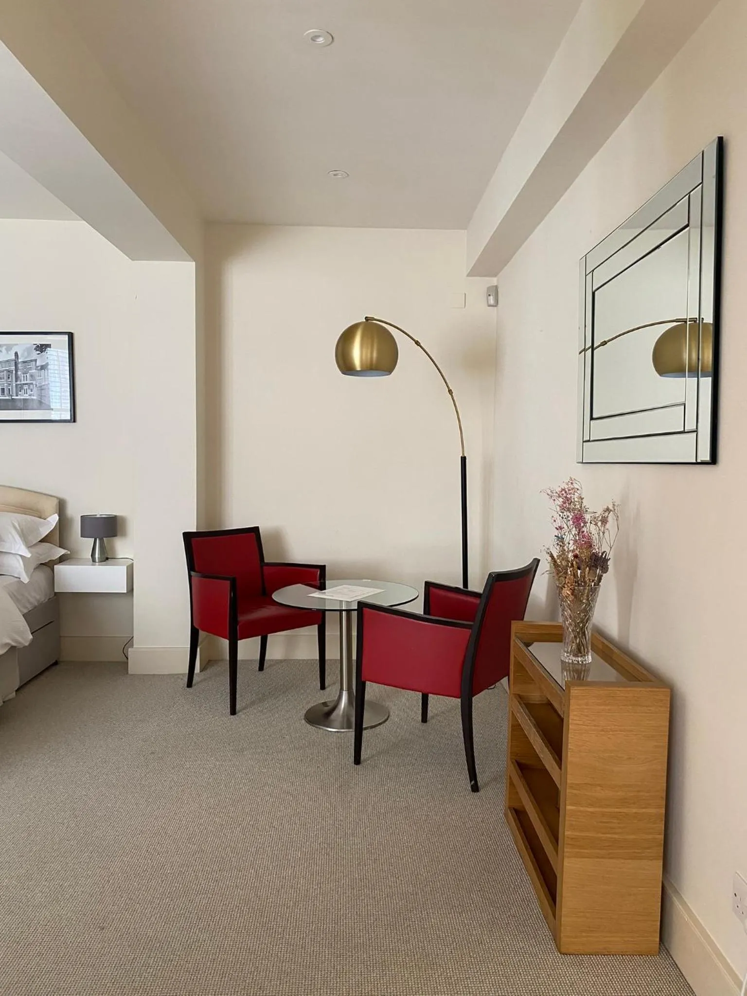 Belgravia Apartments
