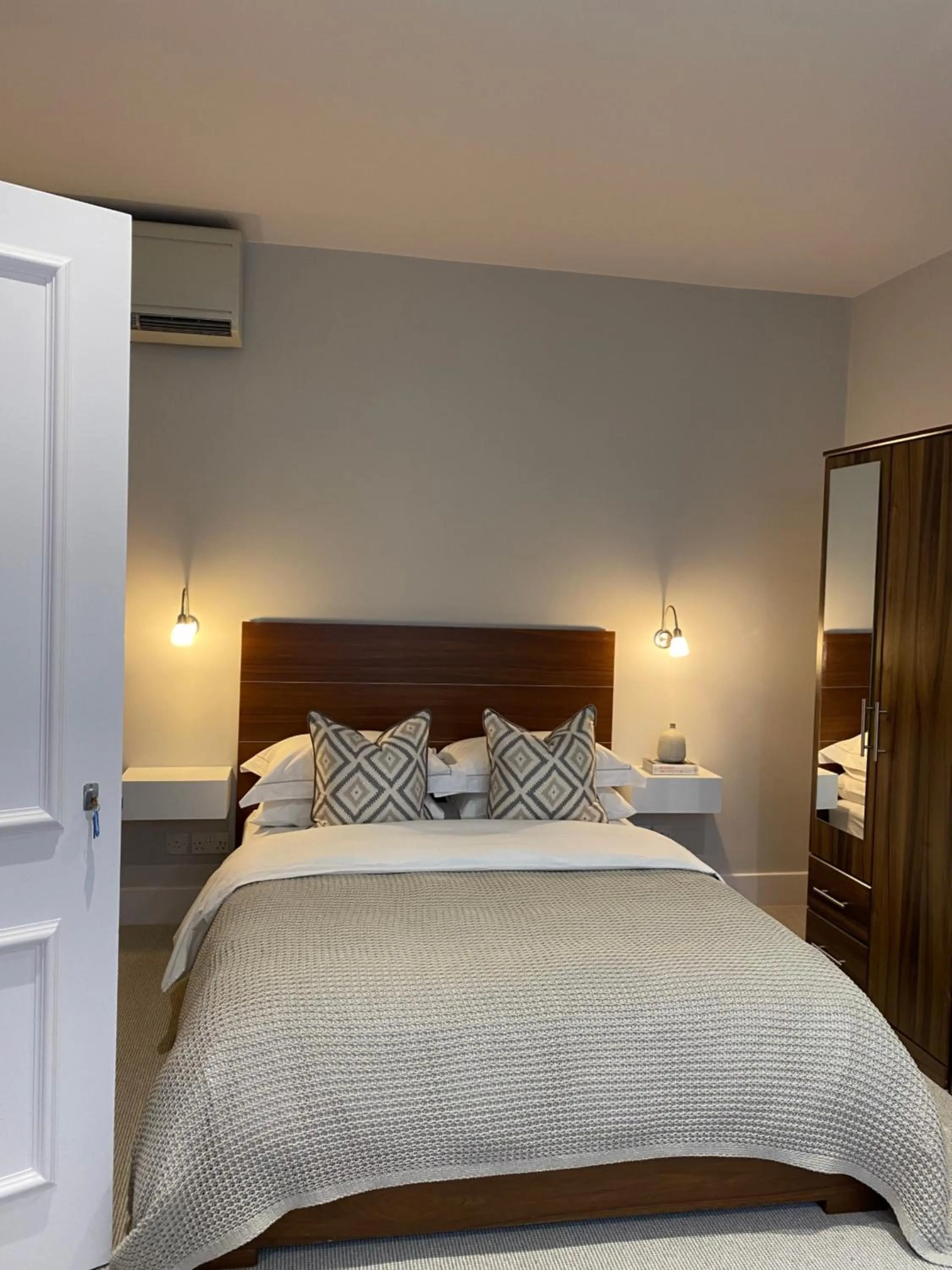 Bed in Belgravia Apartments