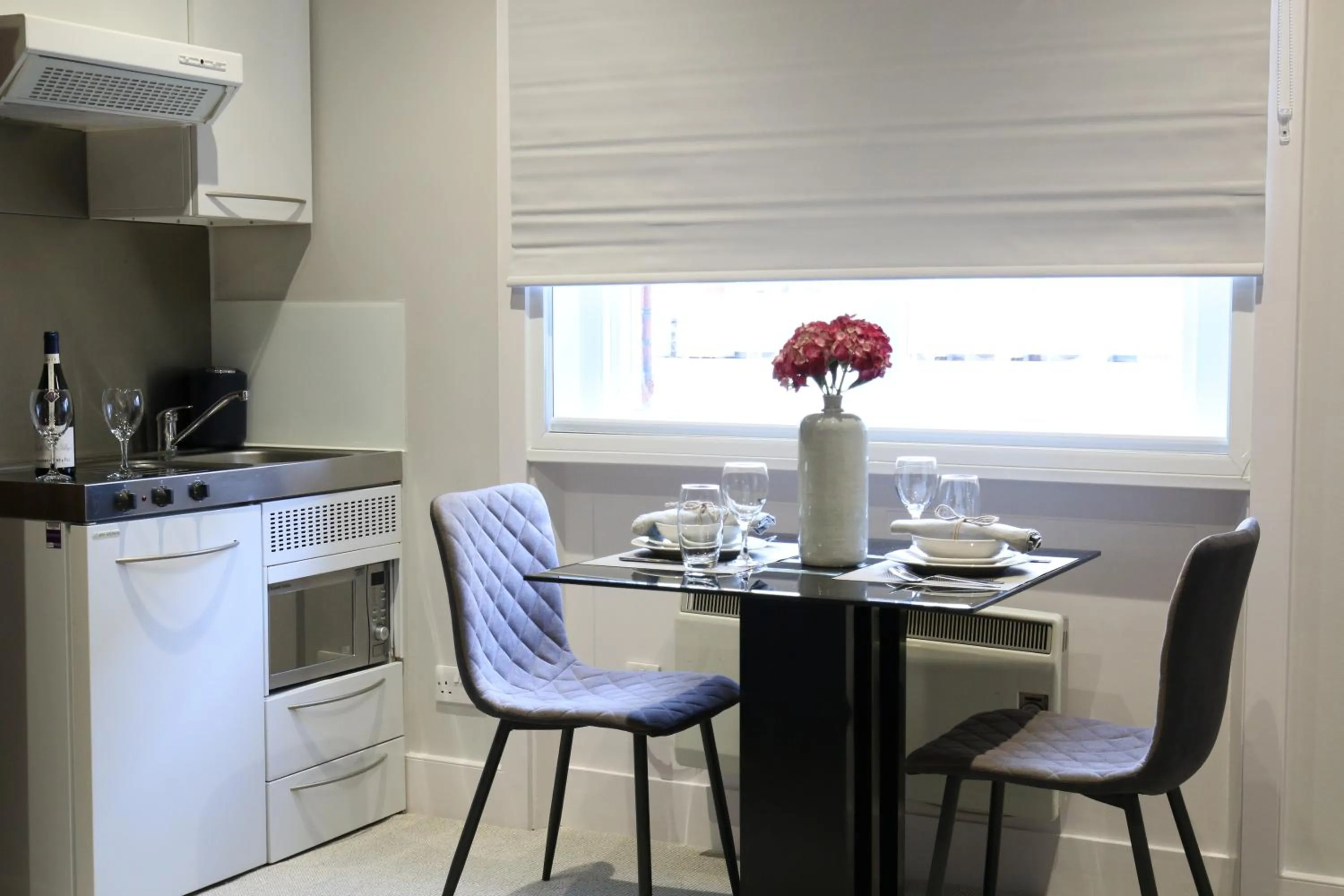 Dining area in Belgravia Apartments