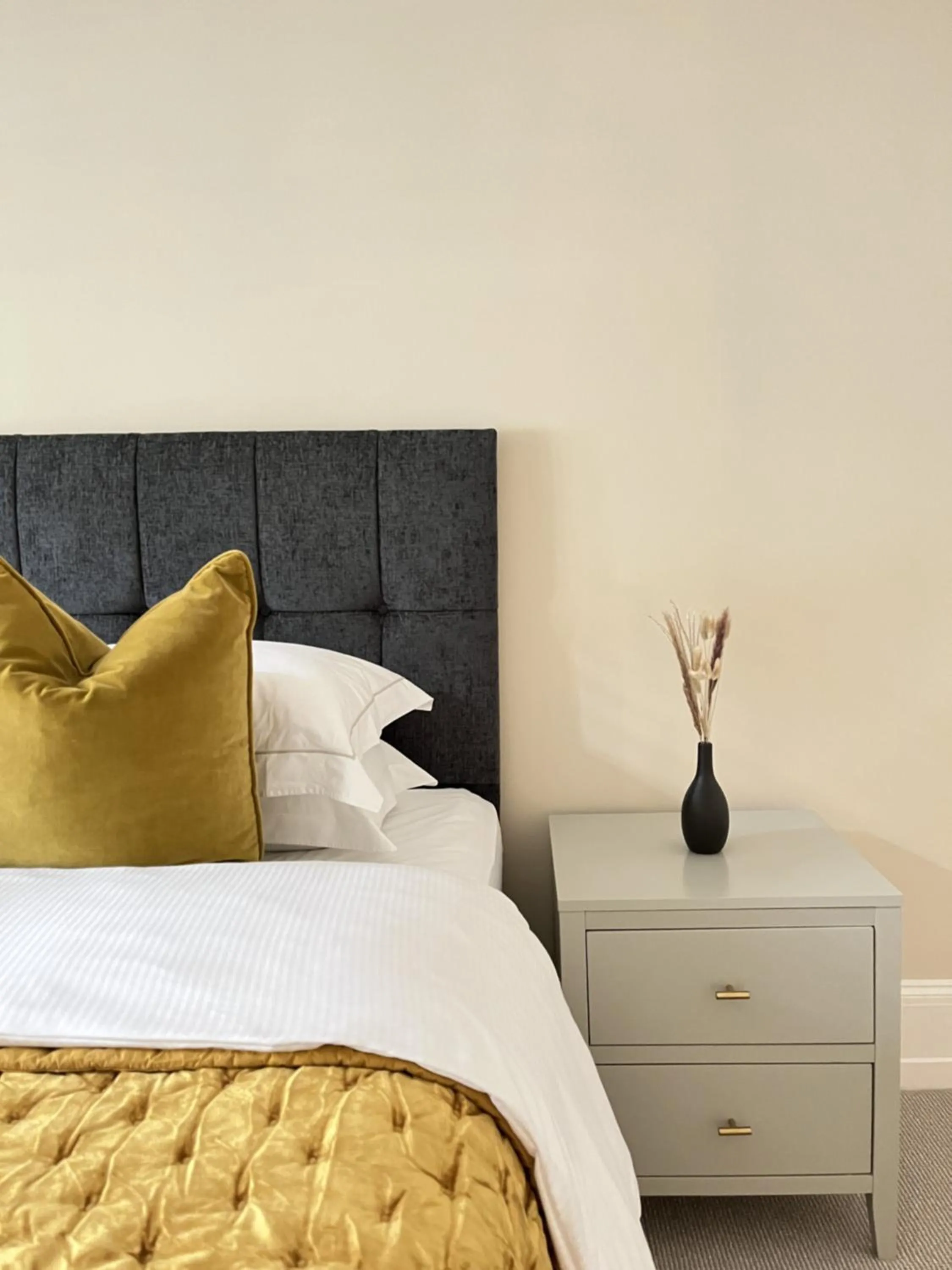 Bed in Belgravia Apartments