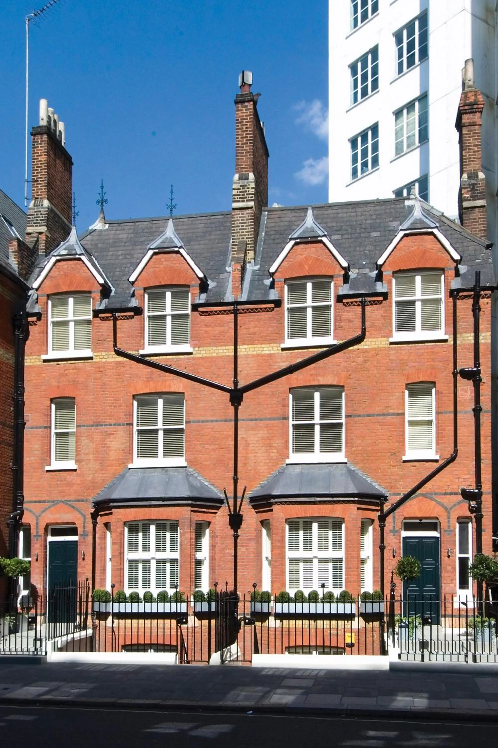 Property building in Belgravia Apartments