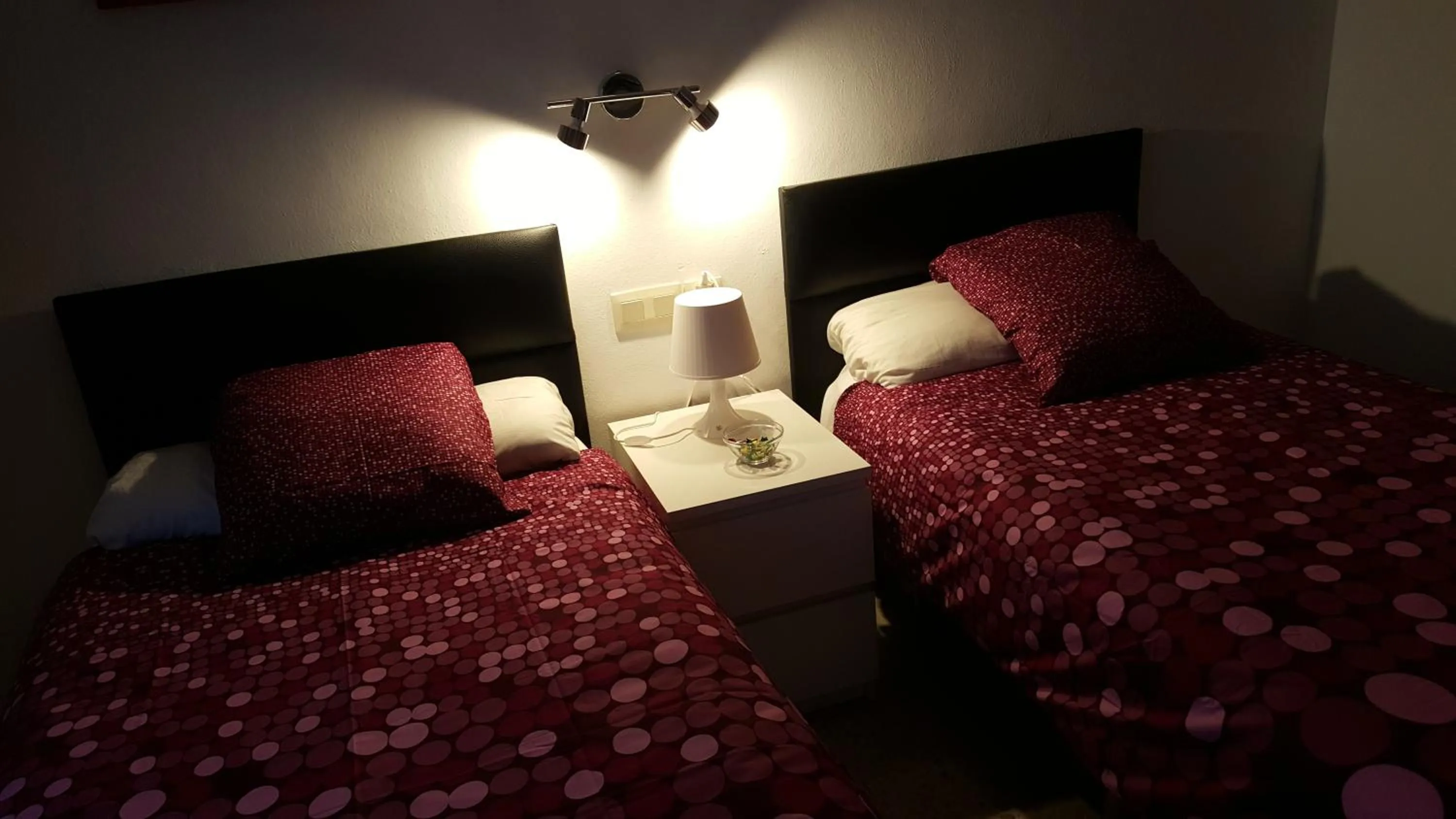 Photo of the whole room, Bed in Hostal Fornet Altea