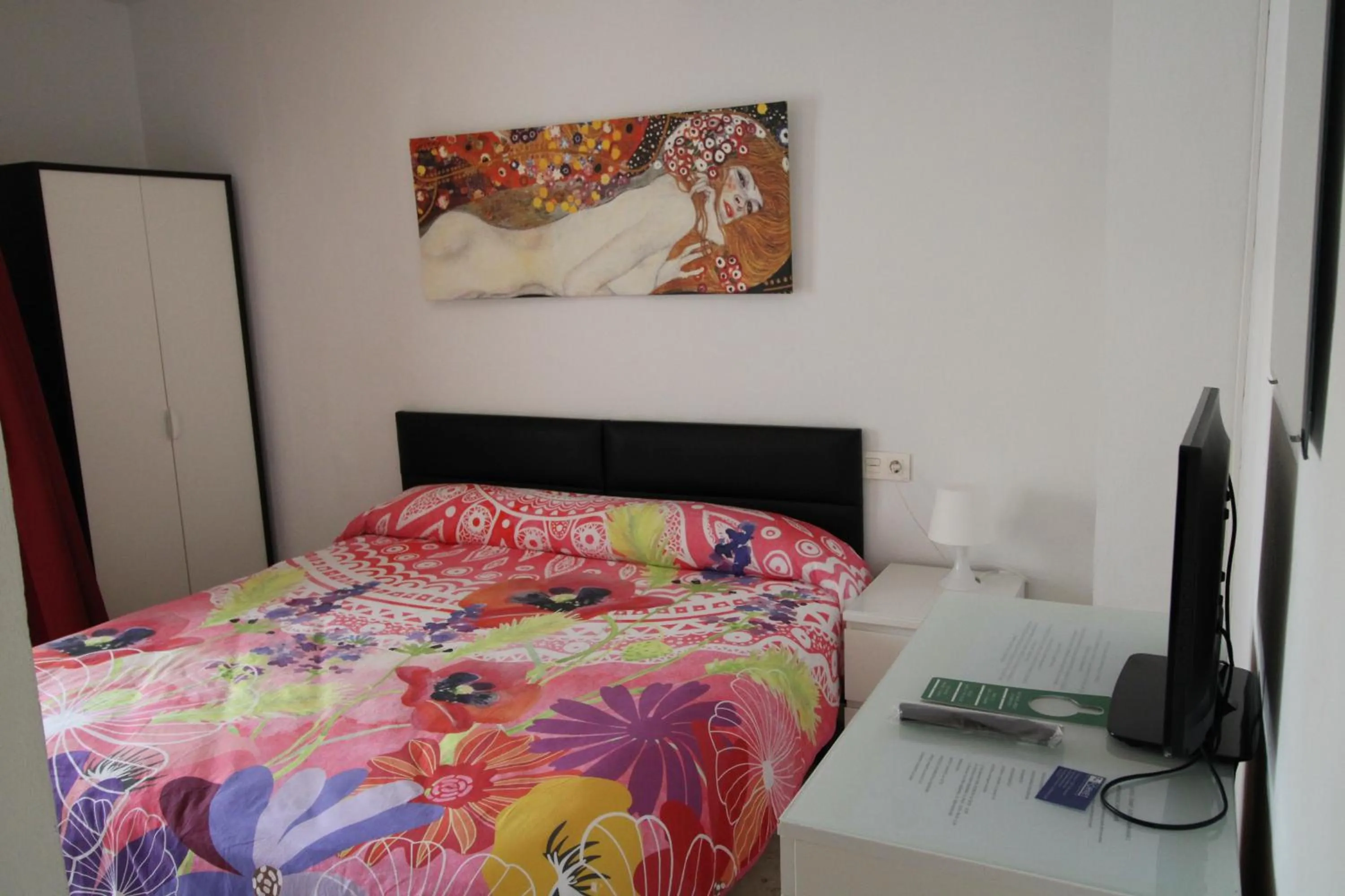 Bed in Hostal Fornet Altea