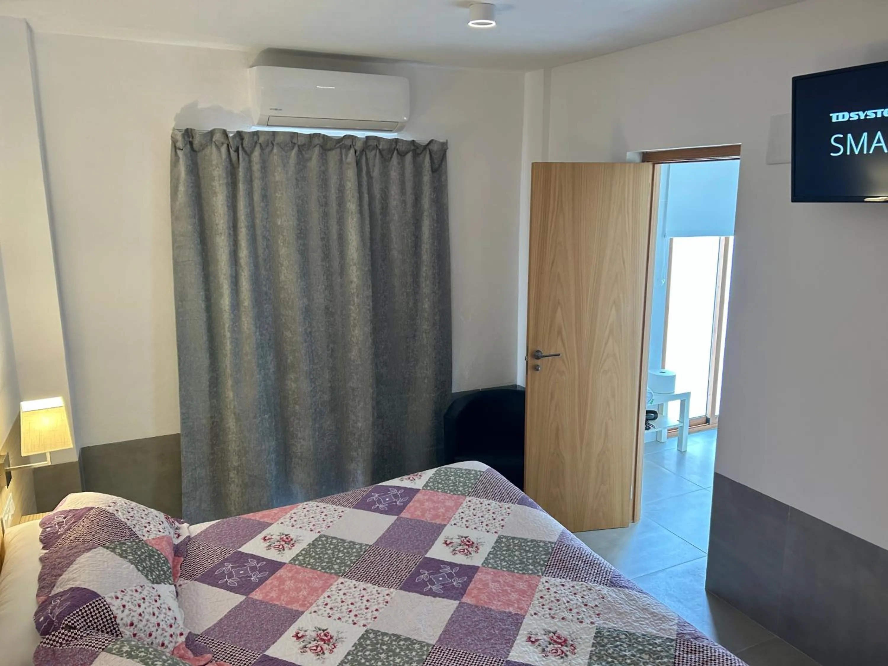 Bed in Hostal Fornet Altea