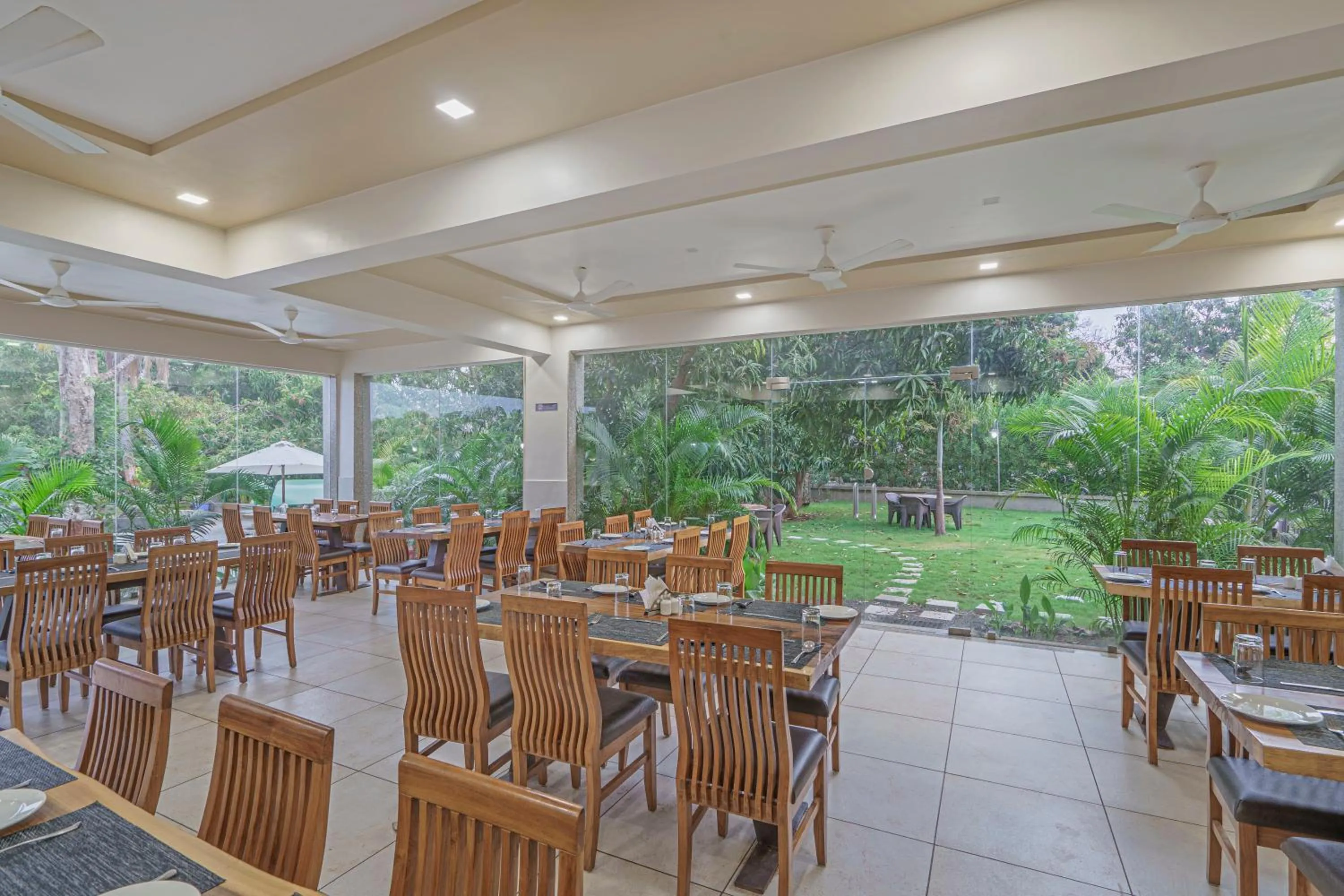 Restaurant/places to eat in Sterling Gir