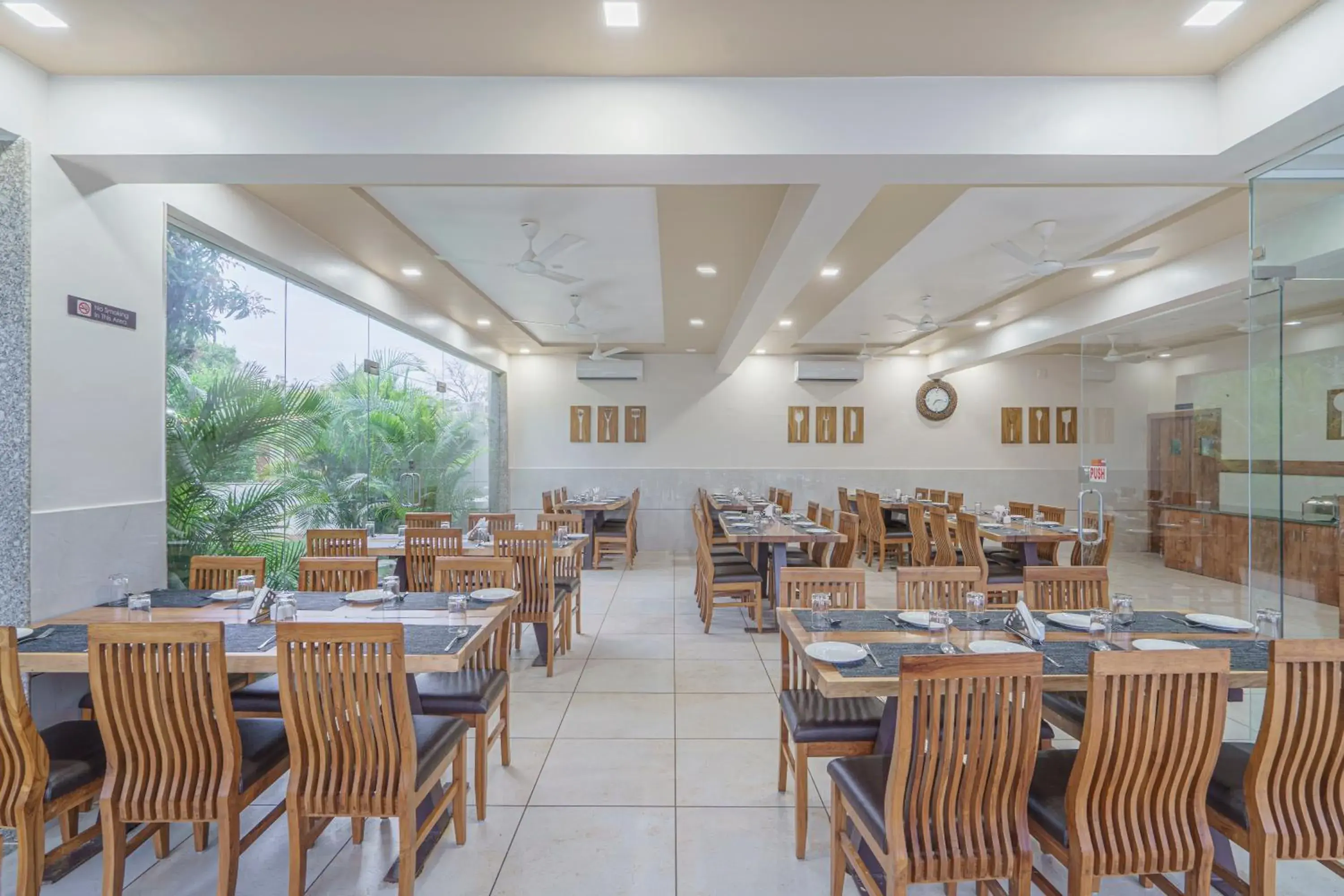 Restaurant/places to eat in Sterling Gir Restaurant/places to eat in Sterling Gir