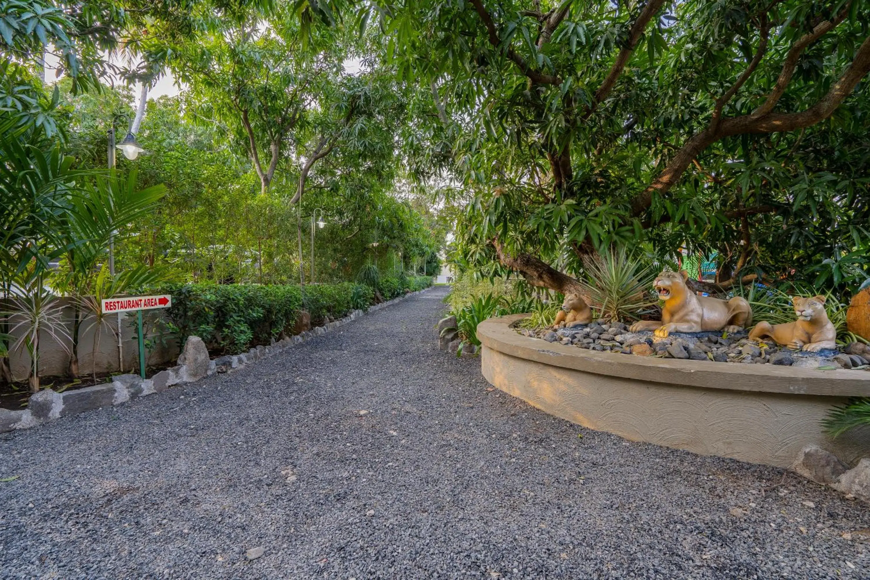 Facade/entrance in Sterling Gir Facade/entrance in Sterling Gir