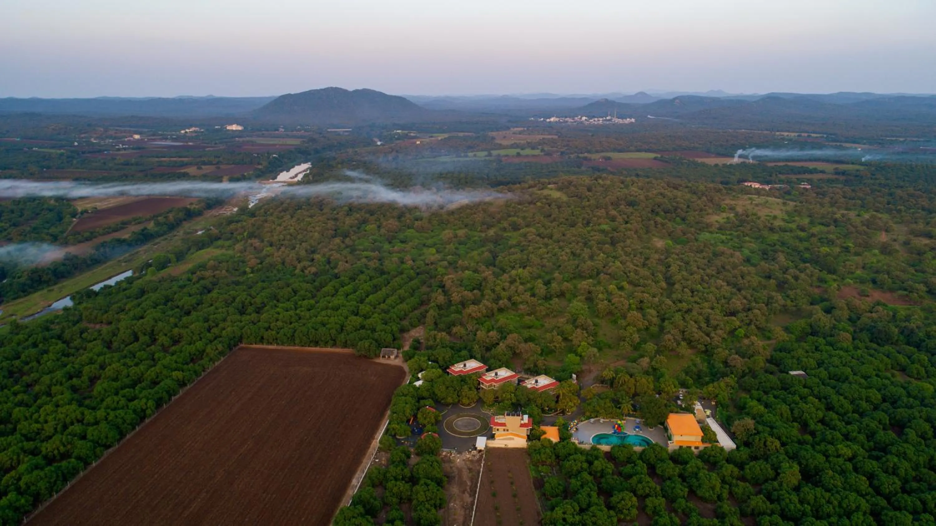 Bird's eye view in Sterling Gir