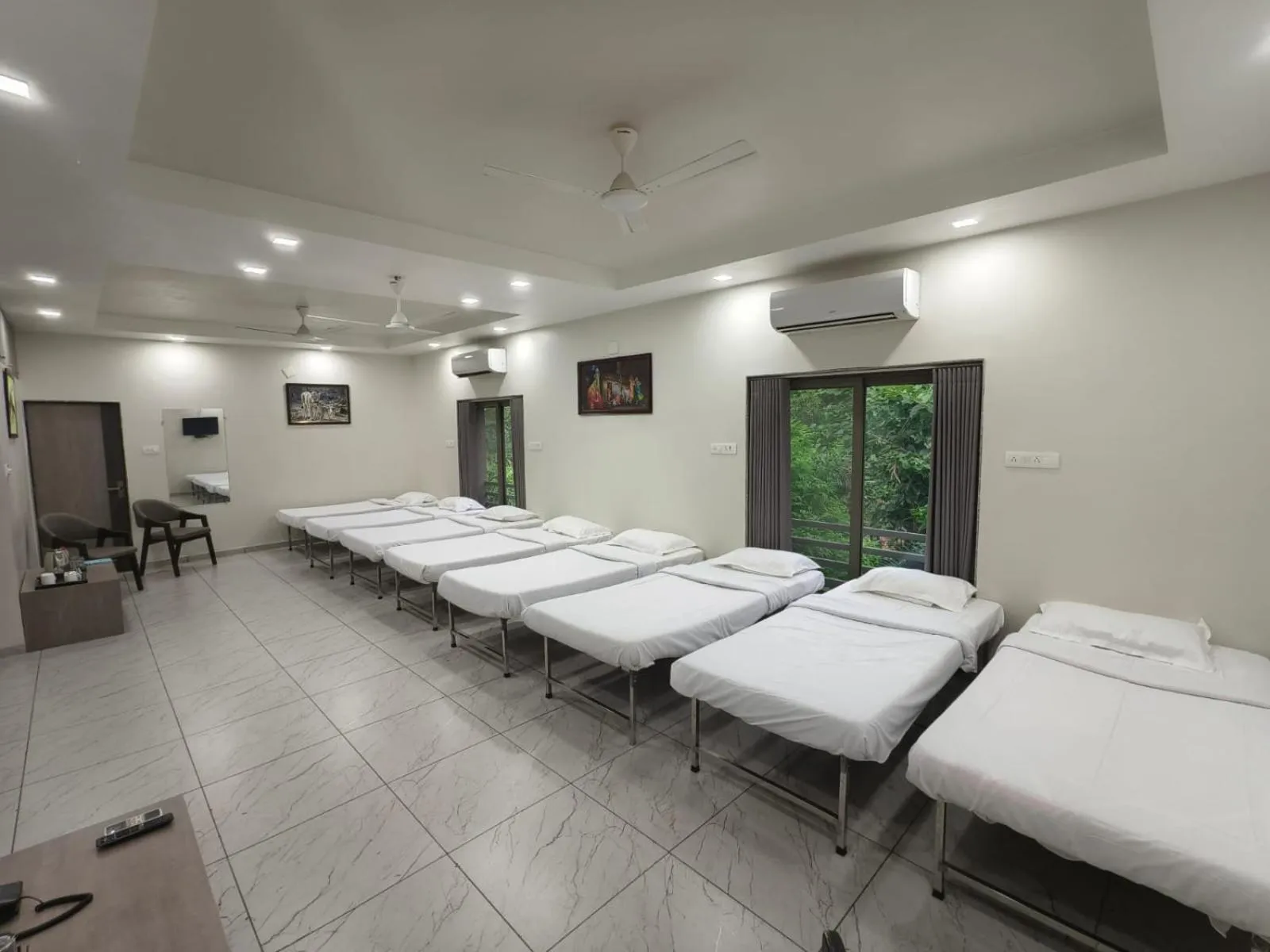 Family in Sterling Gir