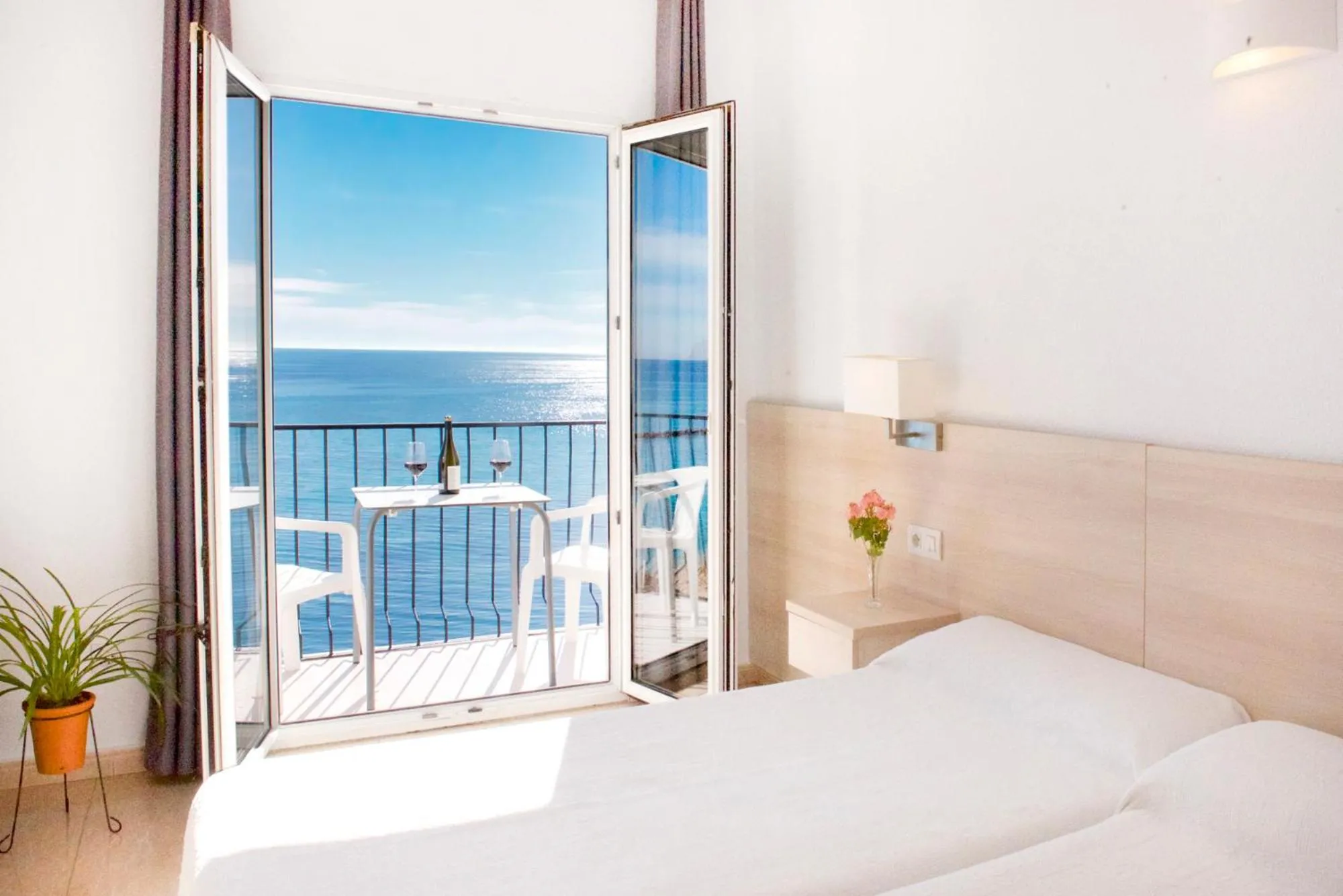 Bed in Hotel San Miguel