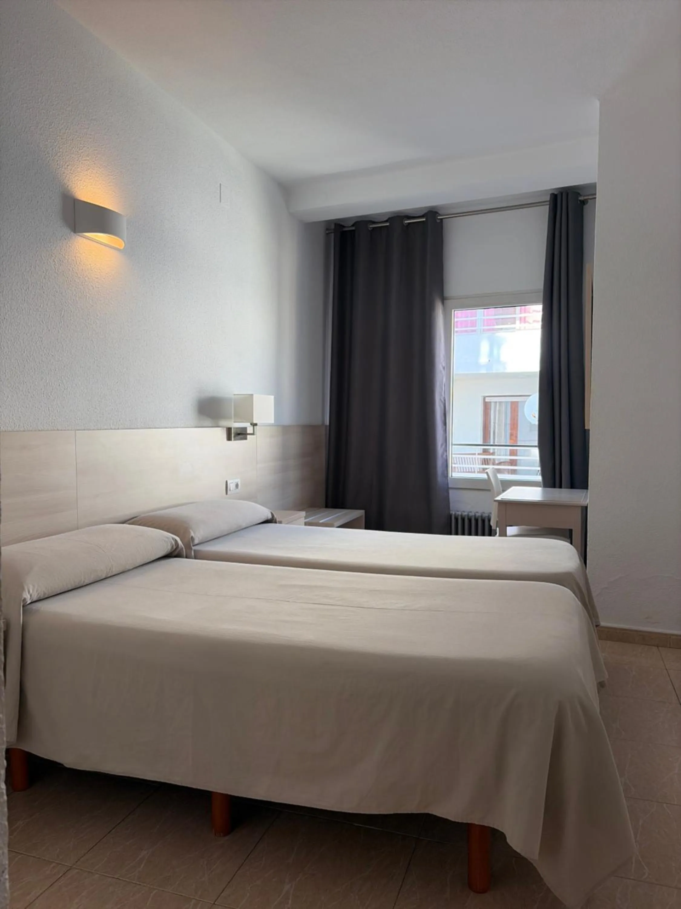 City view, Bed in Hotel San Miguel