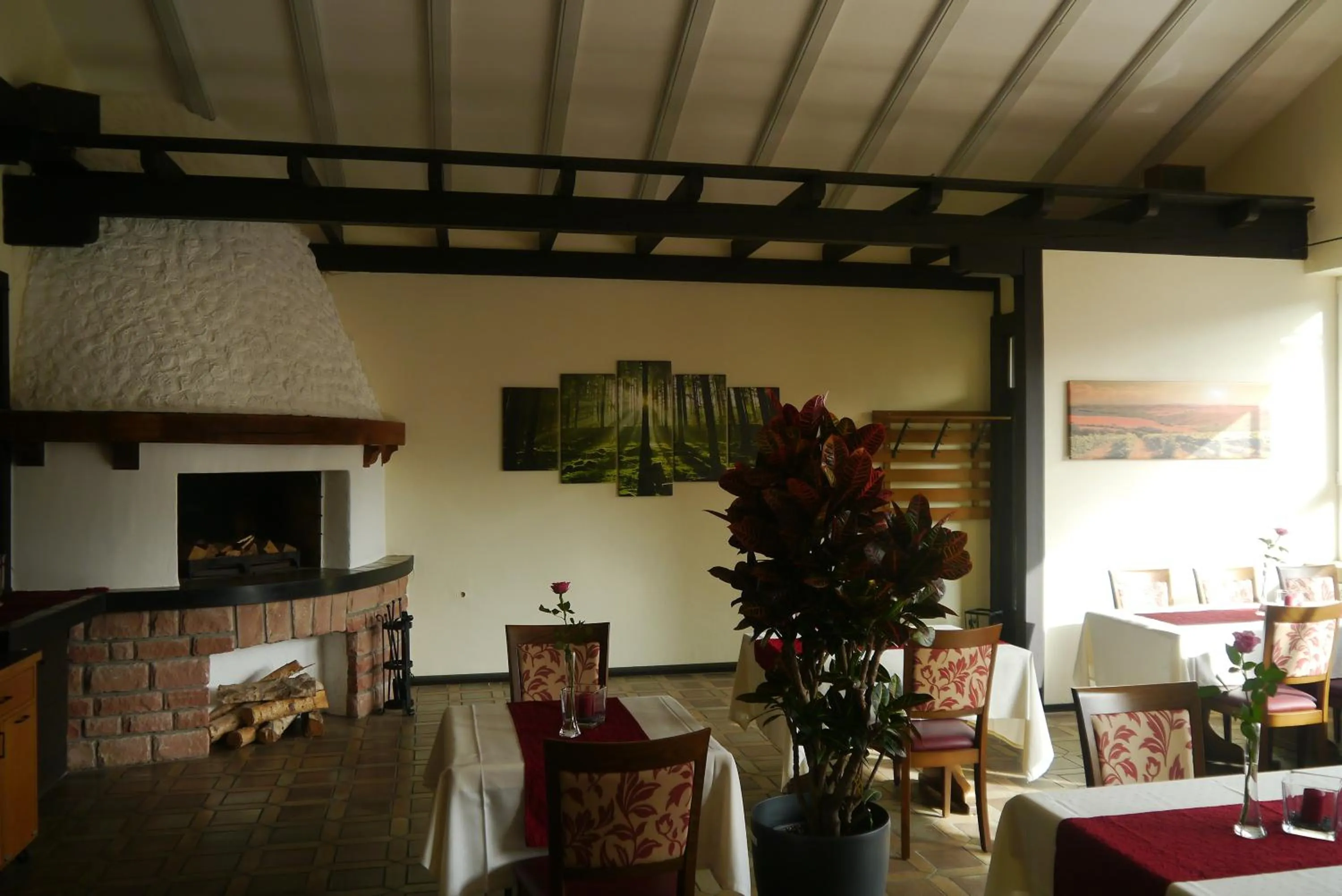 Restaurant/places to eat in Hotel Linde Pfalz