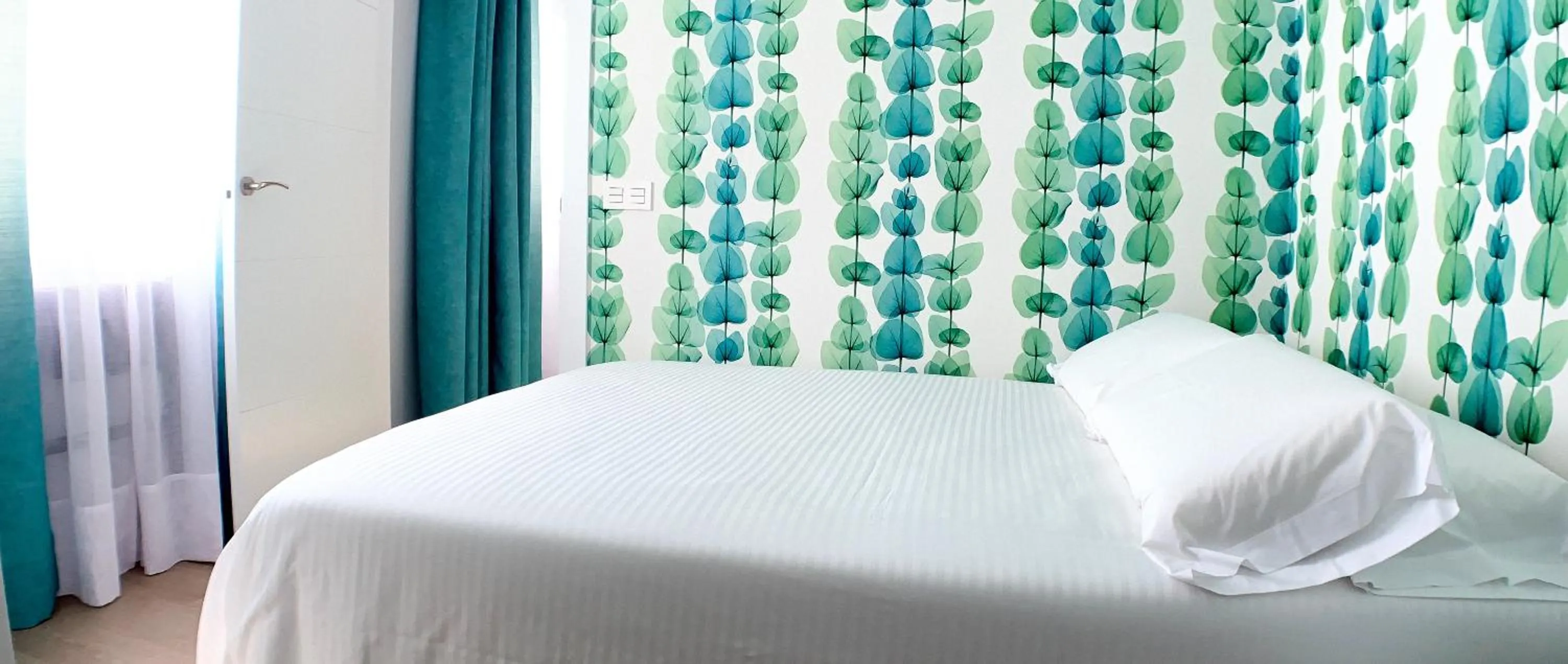 Bed in Sea to Sky Suites - Mijas Pueblo