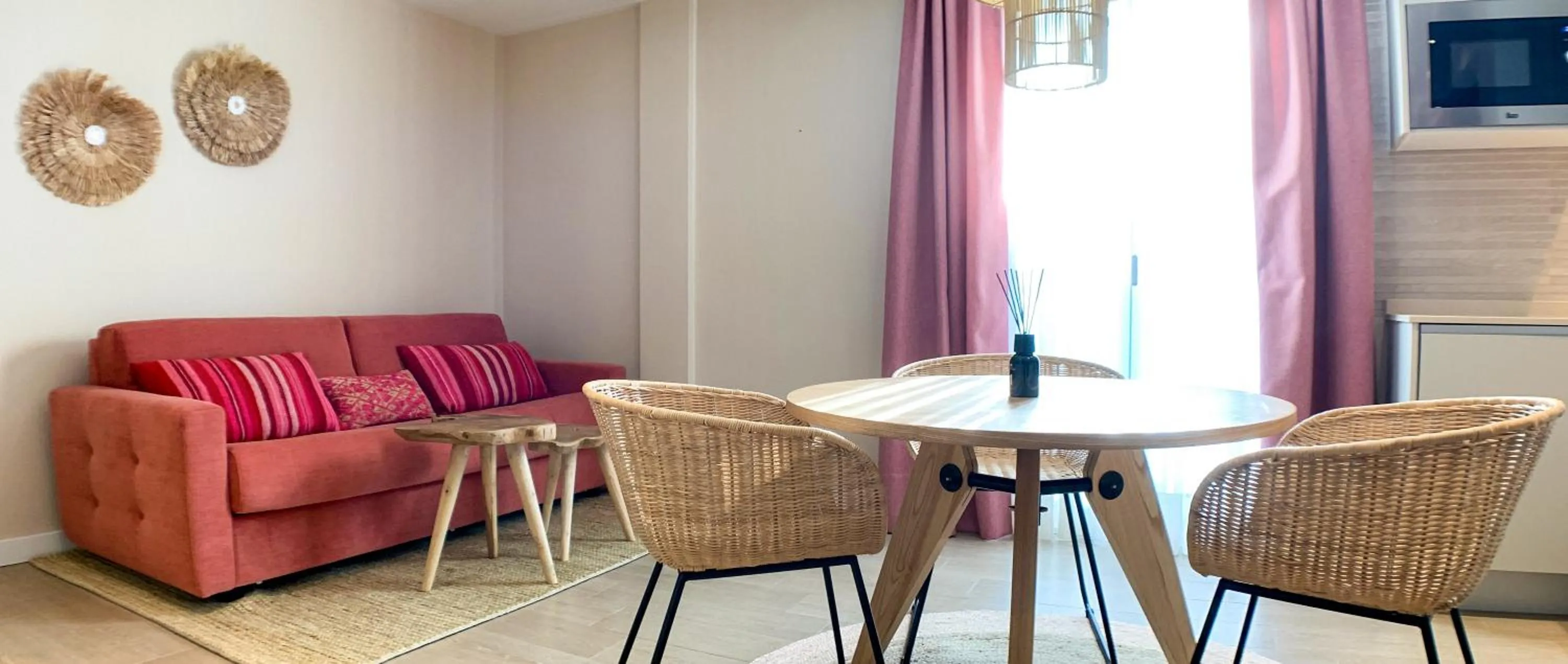 Bed in Sea to Sky Suites - Mijas Pueblo